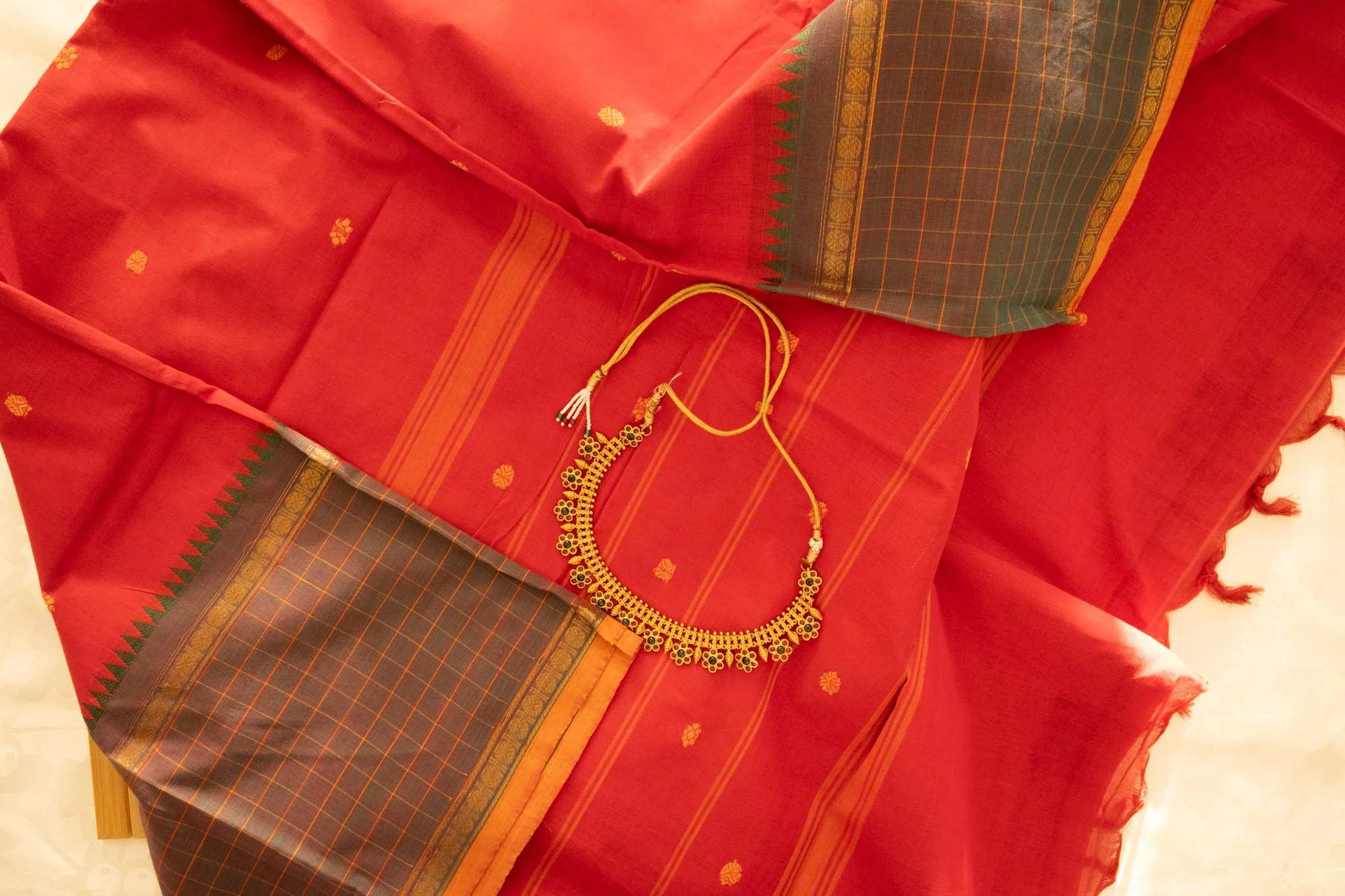 Slate grey with red pallu - Nadhi | The Saree Store