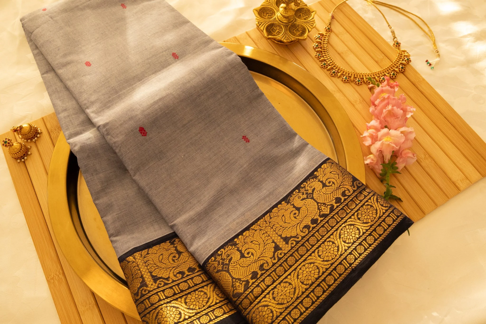 Mid grey with black border - Nadhi | The Saree Store