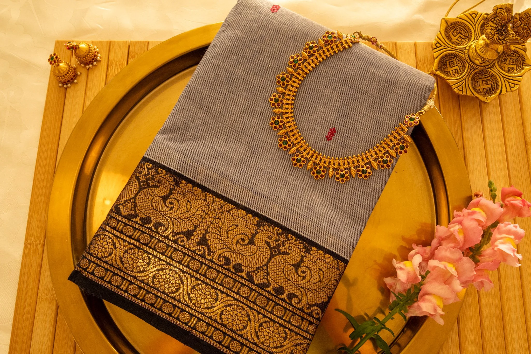Mid grey with black border - Nadhi | The Saree Store