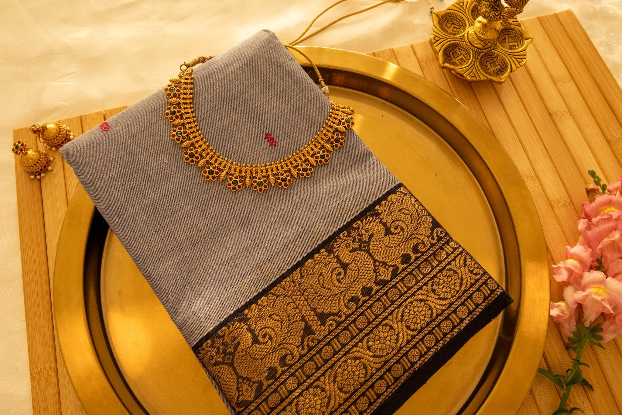 Mid grey with black border - Nadhi | The Saree Store