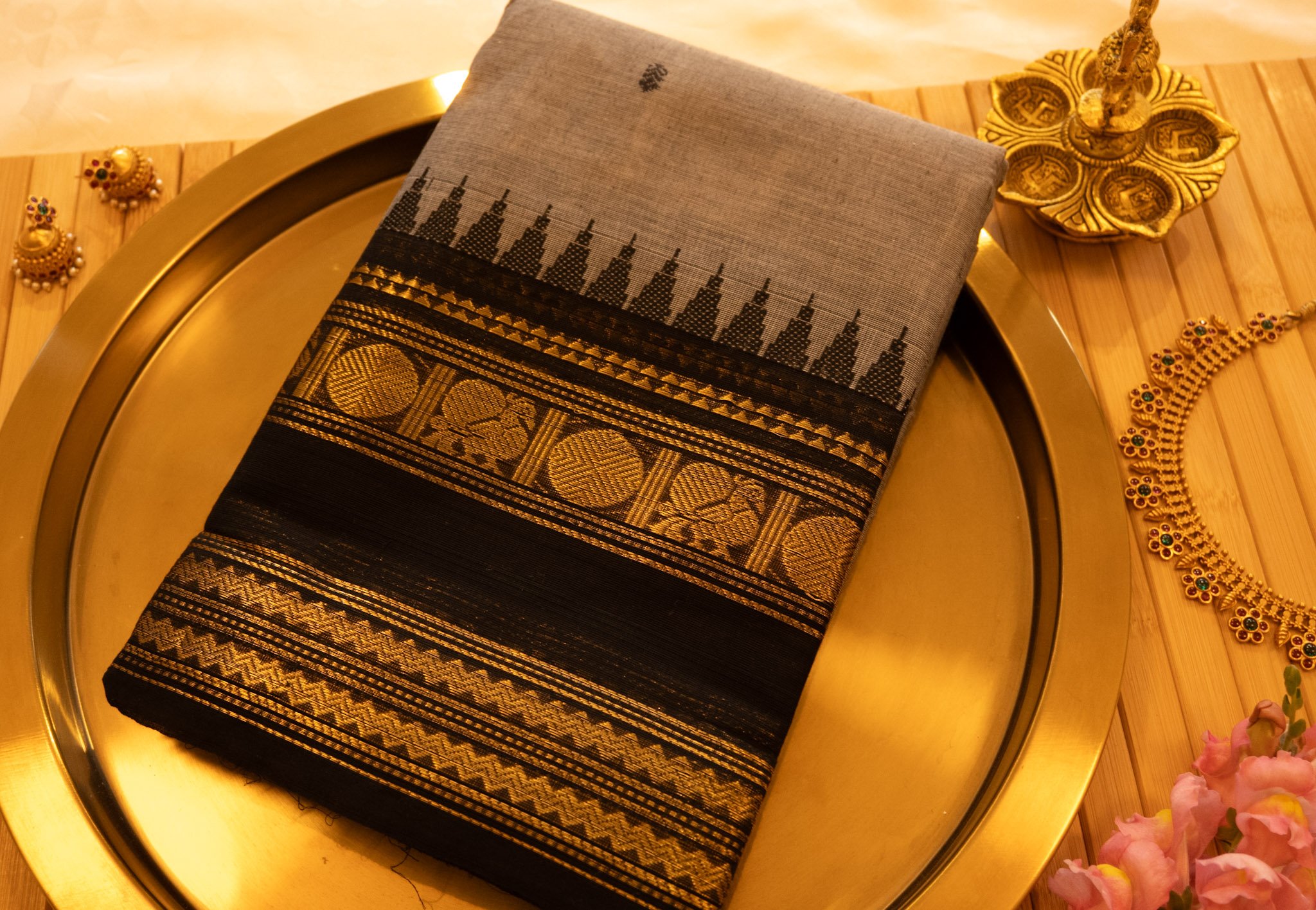 Sand beige with black border - Nadhi | The Saree Store
