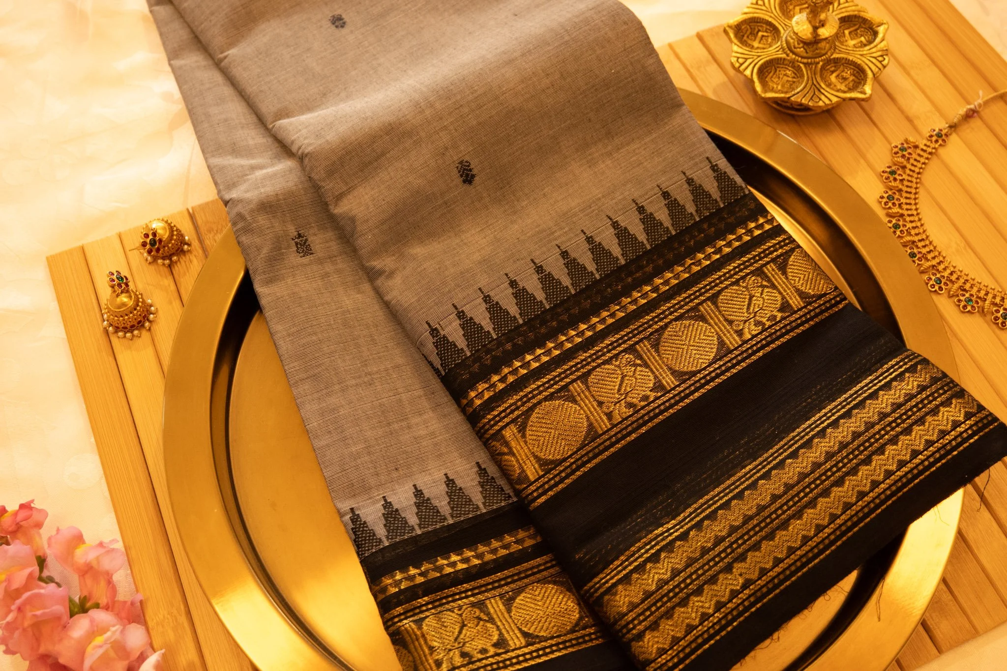 Sand beige with black border - Nadhi | The Saree Store