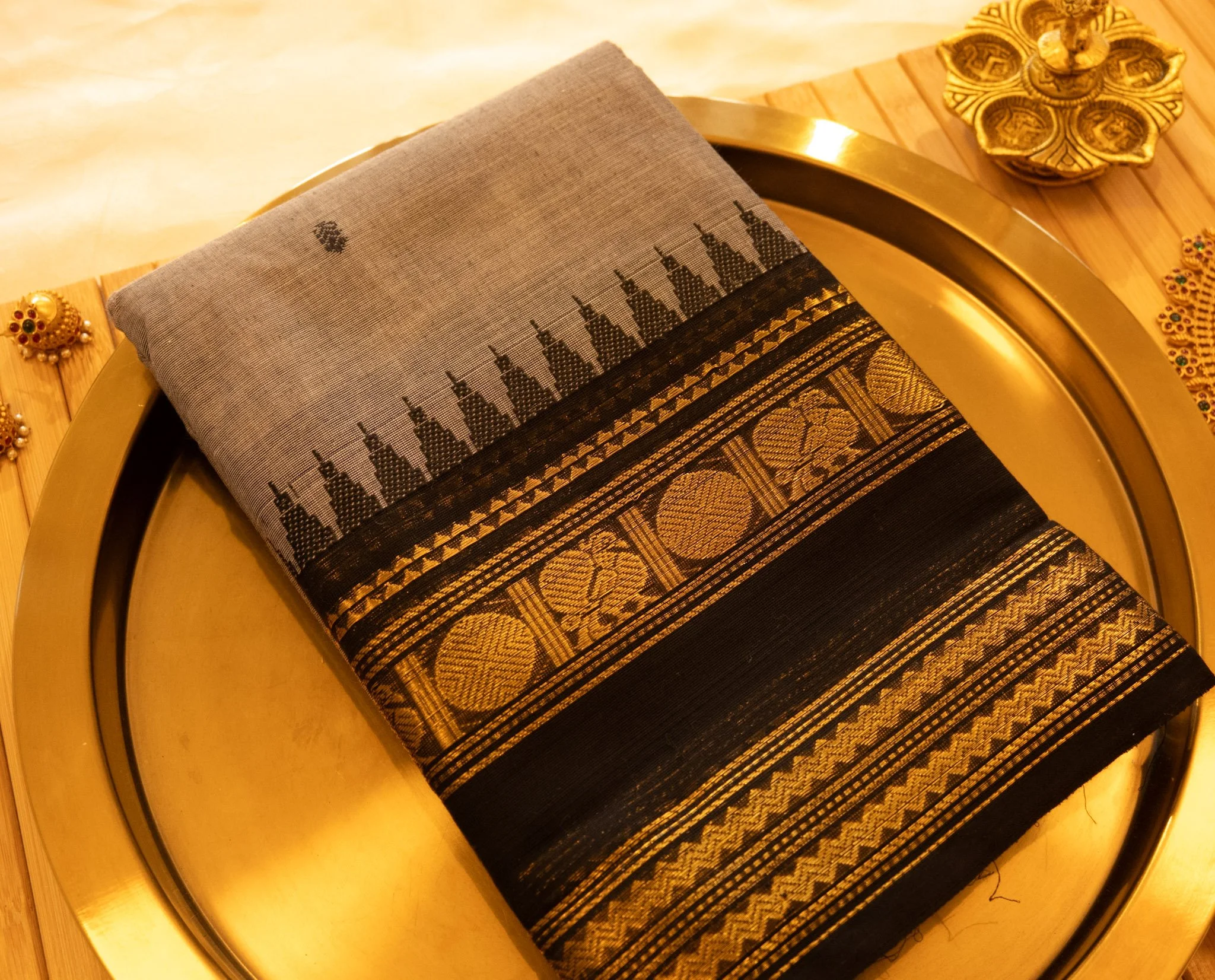 Sand beige with black border - Nadhi | The Saree Store