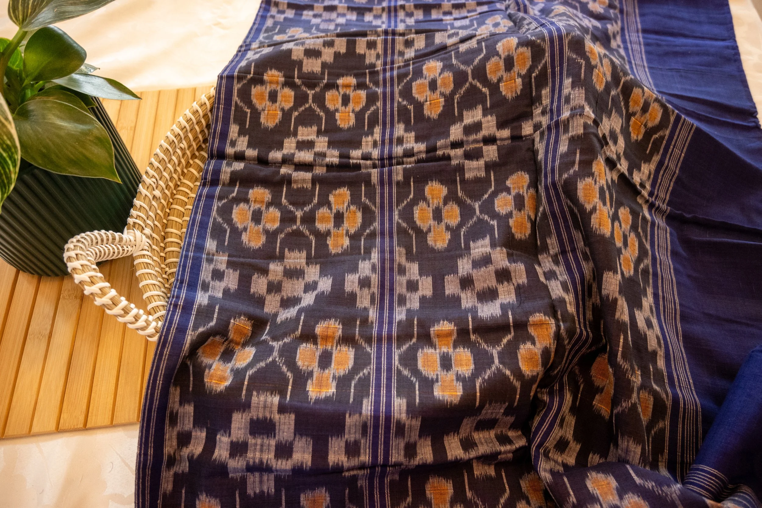 Spanish crimson with blue border Sambalpuri weave - Nadhi | The Saree Store