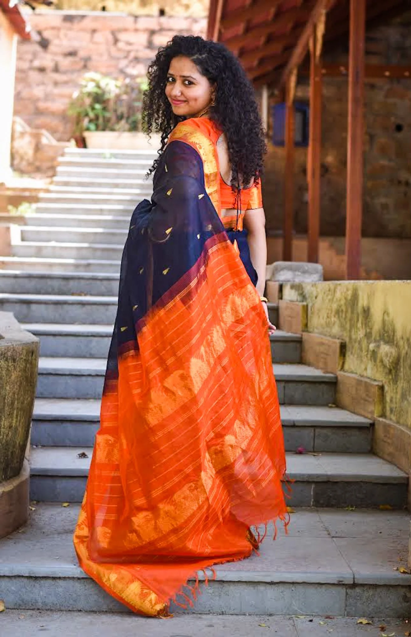 model with silk cotton saree