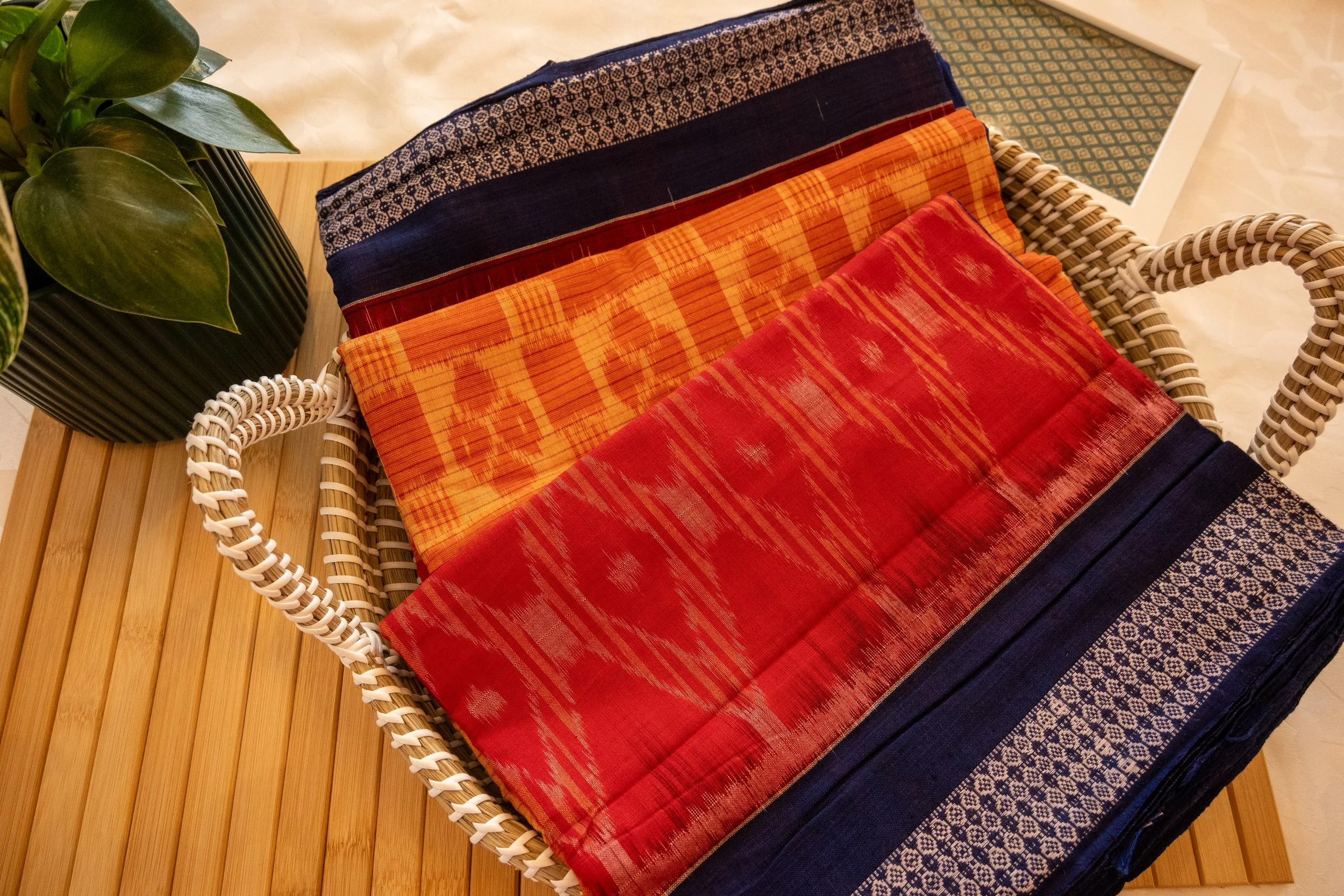 Spanish crimson with blue border Sambalpuri weave - Nadhi | The Saree Store