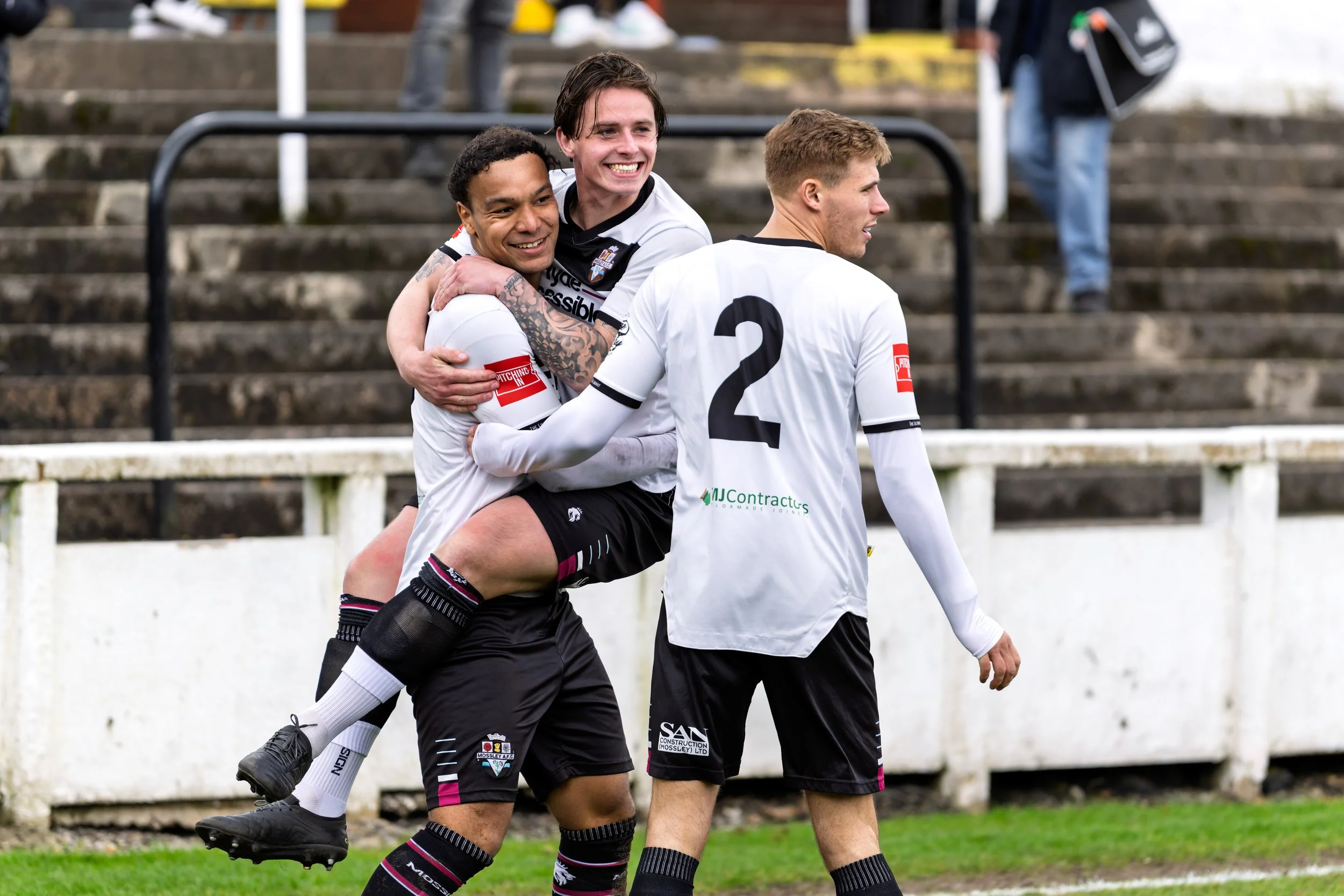 Mossley AFC vs Darlaston Town 11/04/2026