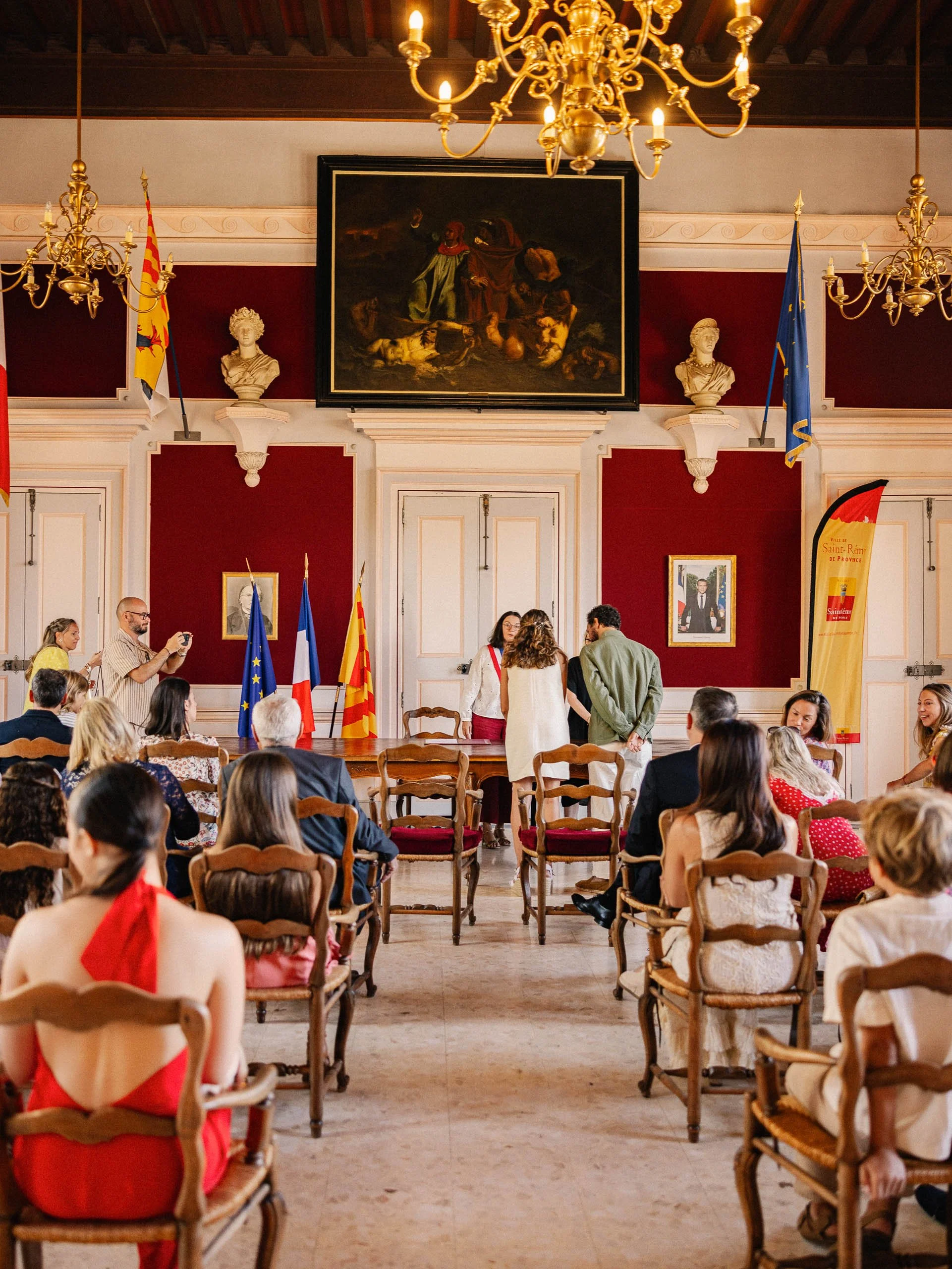Julie&Charles-Henry-Mairie-LucasCerri-70.jpg