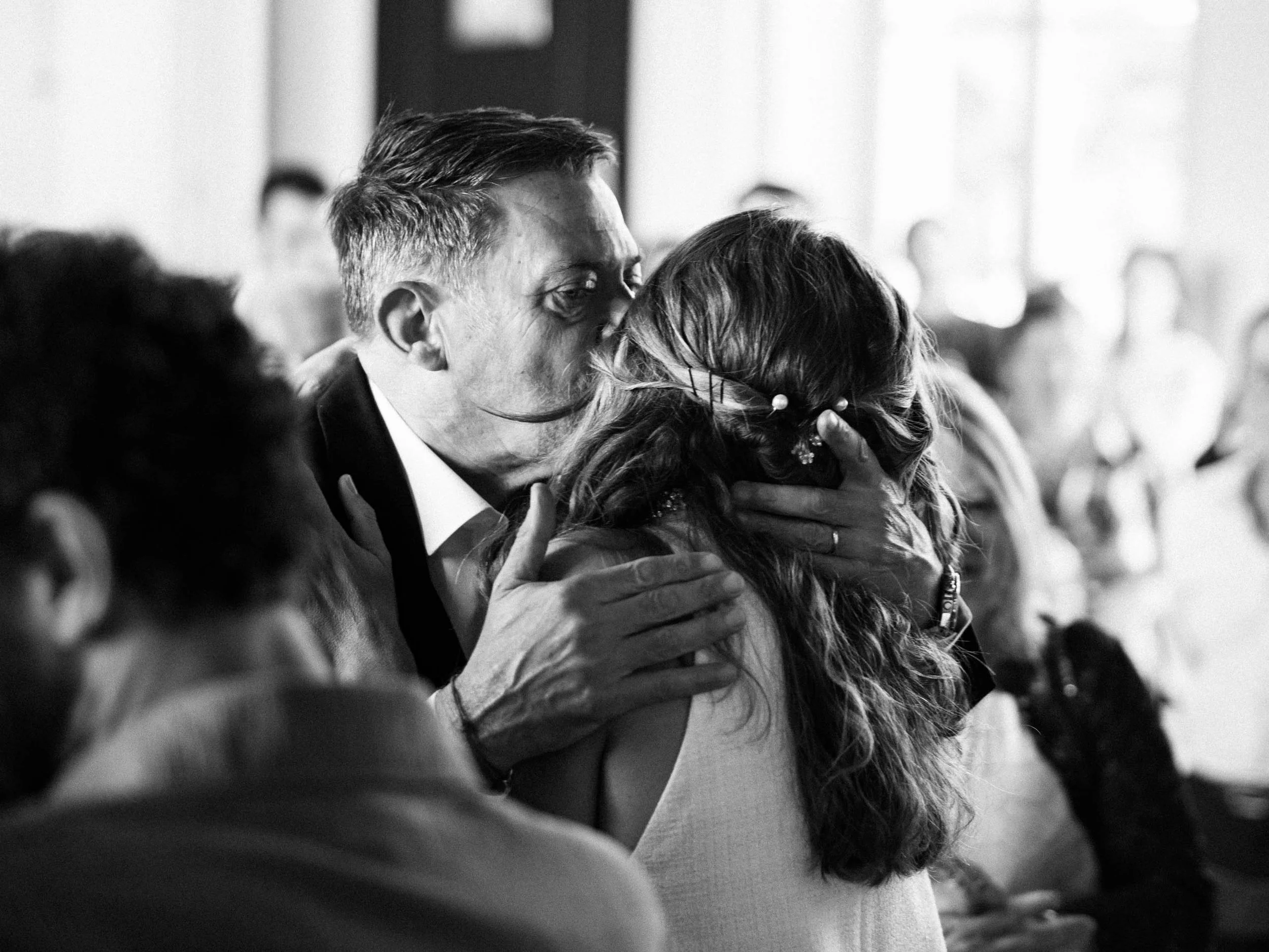 Julie&Charles-Henry-Mairie-LucasCerri-84.jpg