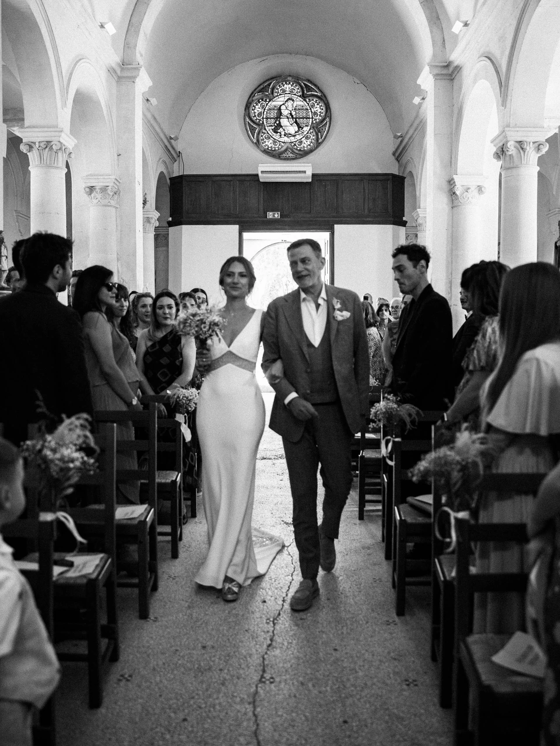 Julie&Charles-Henry-Eglise-LucasCerri-38.jpg