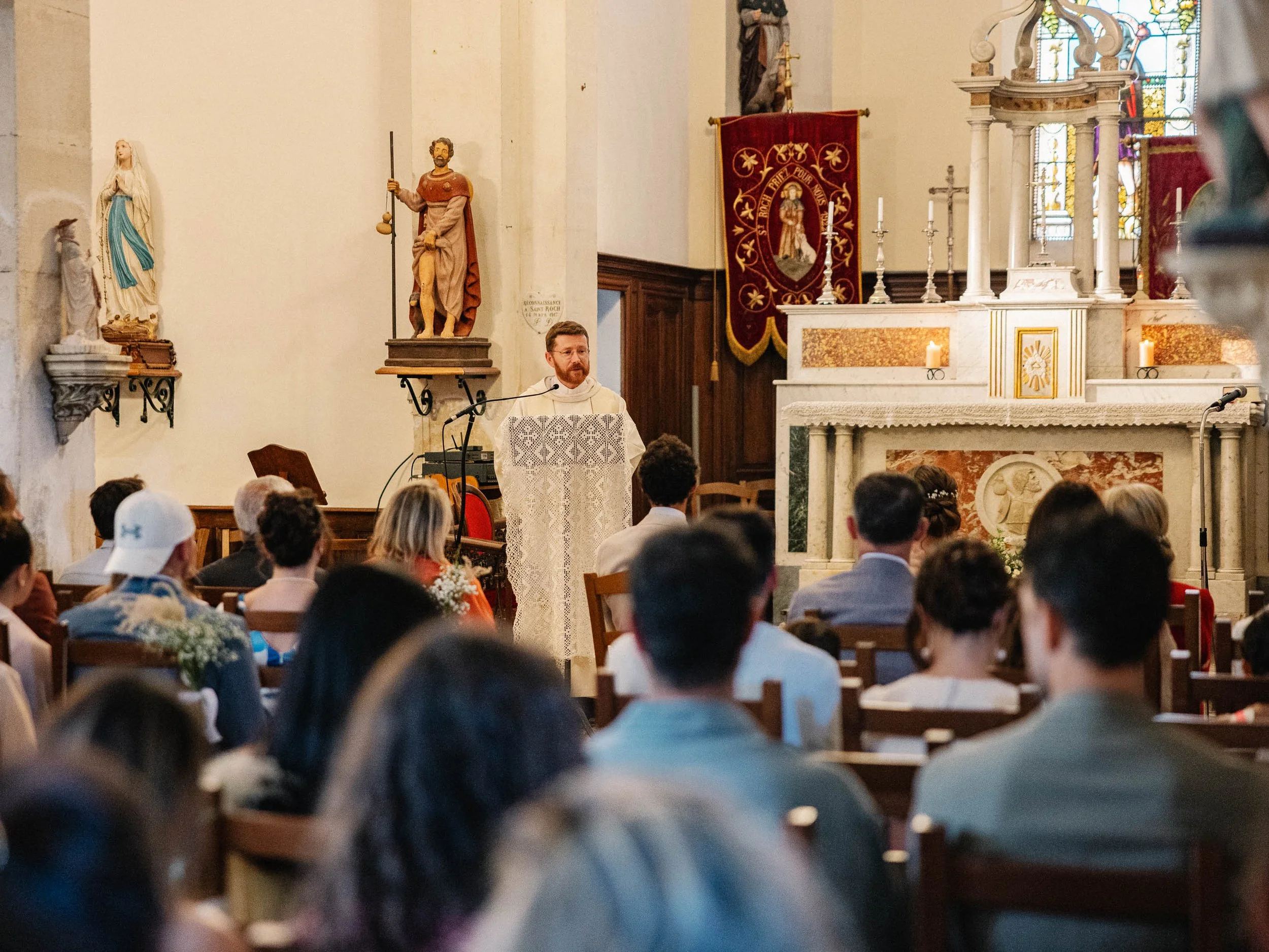 Julie&Charles-Henry-Eglise-LucasCerri-96.jpg