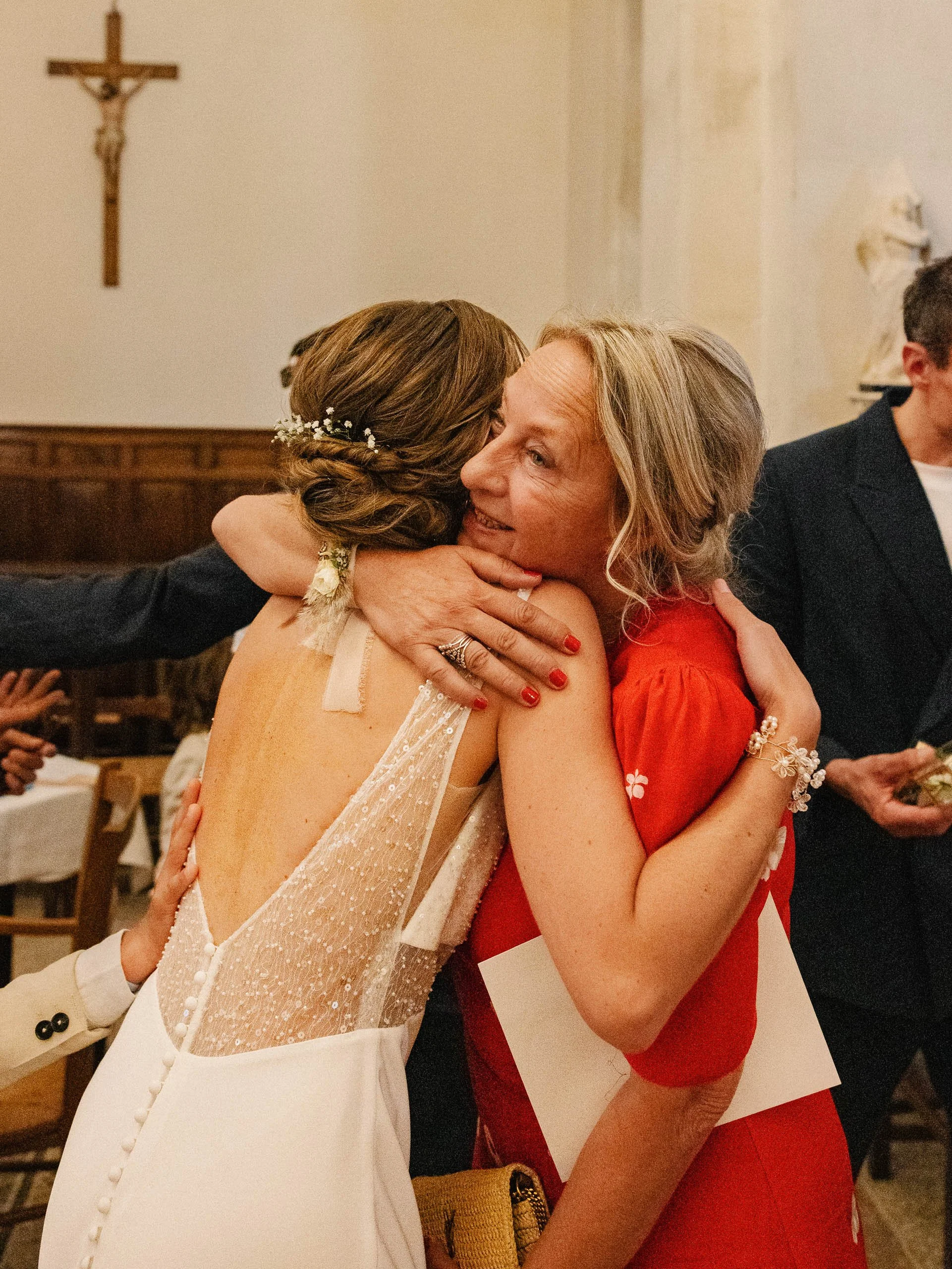 Julie&Charles-Henry-Eglise-LucasCerri-165.jpg