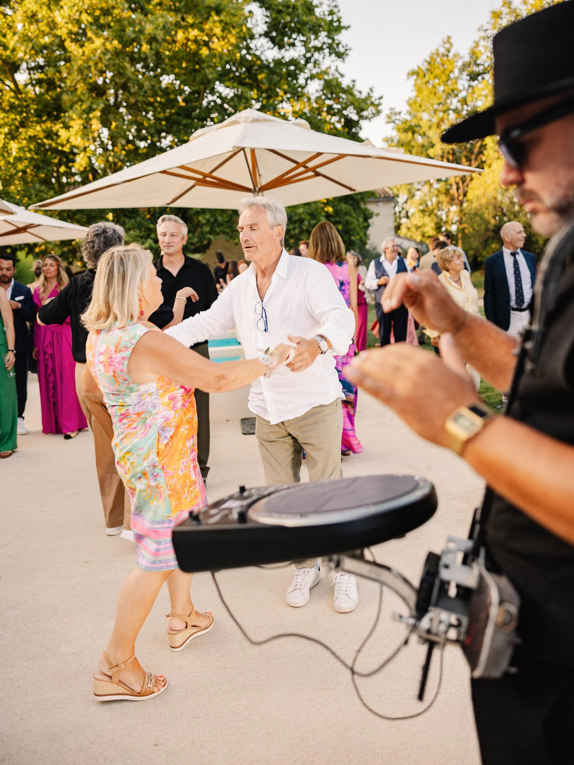 Julie&Charles-Henry-Cocktail-LucasCerri-117.jpg