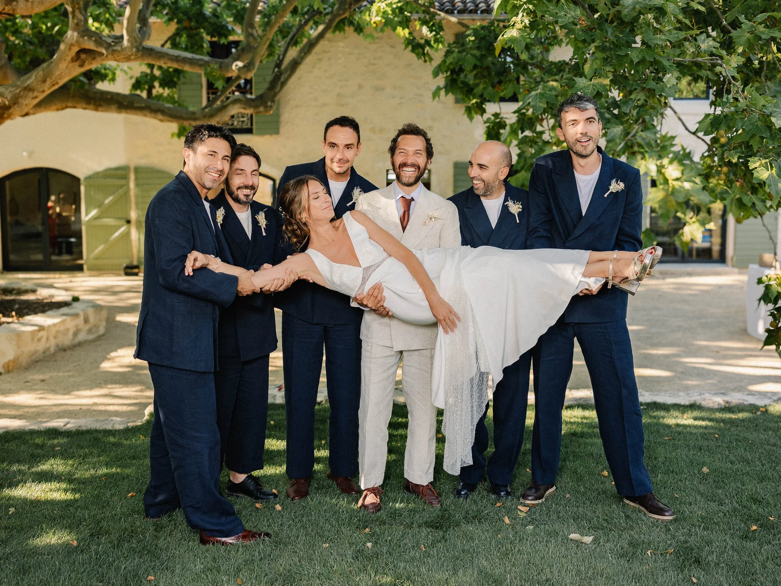 Julie&Charles-Henry-Groupes-LucasCerri-7.jpg