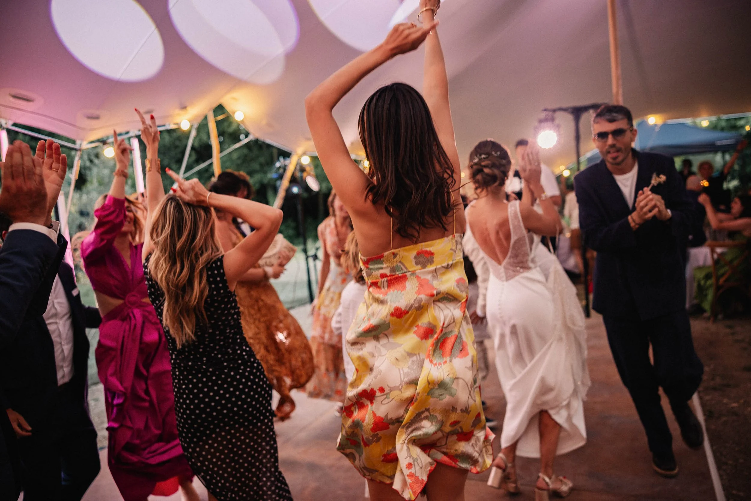 Julie&Charles-Henry-Débutdesoirée-LucasCerri-28.jpg