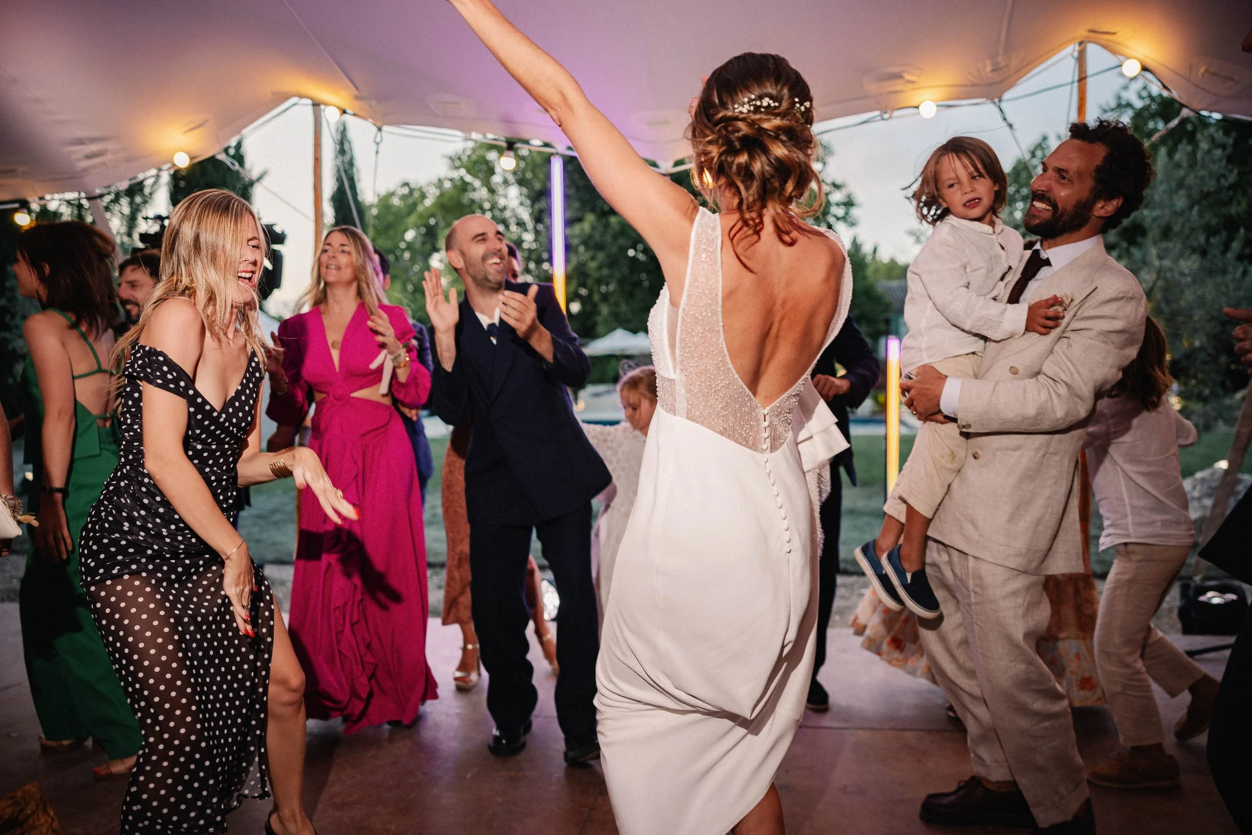 Julie&Charles-Henry-Débutdesoirée-LucasCerri-37.jpg