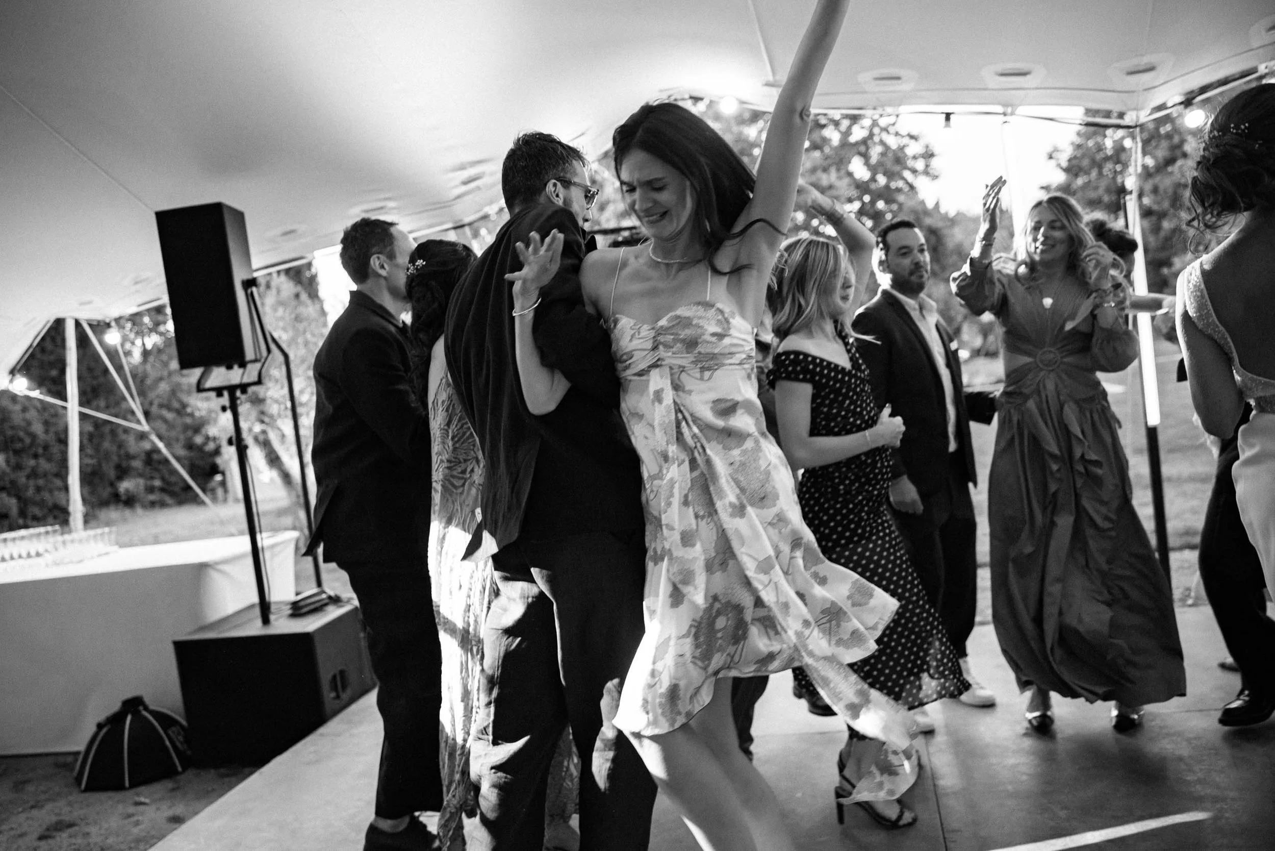 Julie&Charles-Henry-Débutdesoirée-LucasCerri-41.jpg