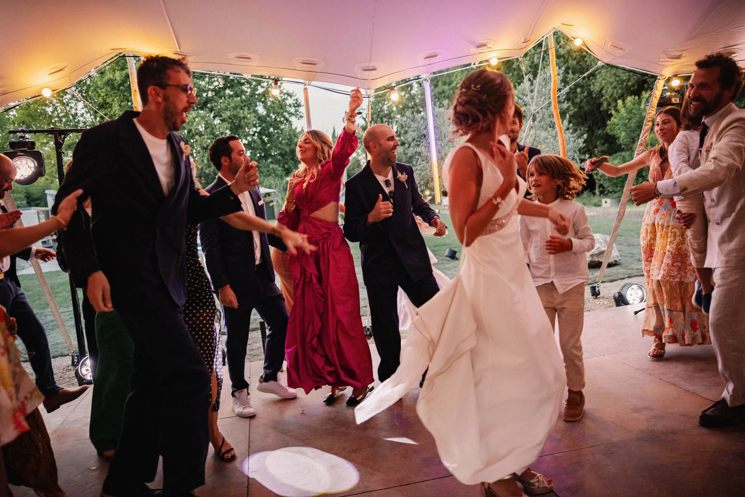 Julie&Charles-Henry-Débutdesoirée-LucasCerri-42.jpg