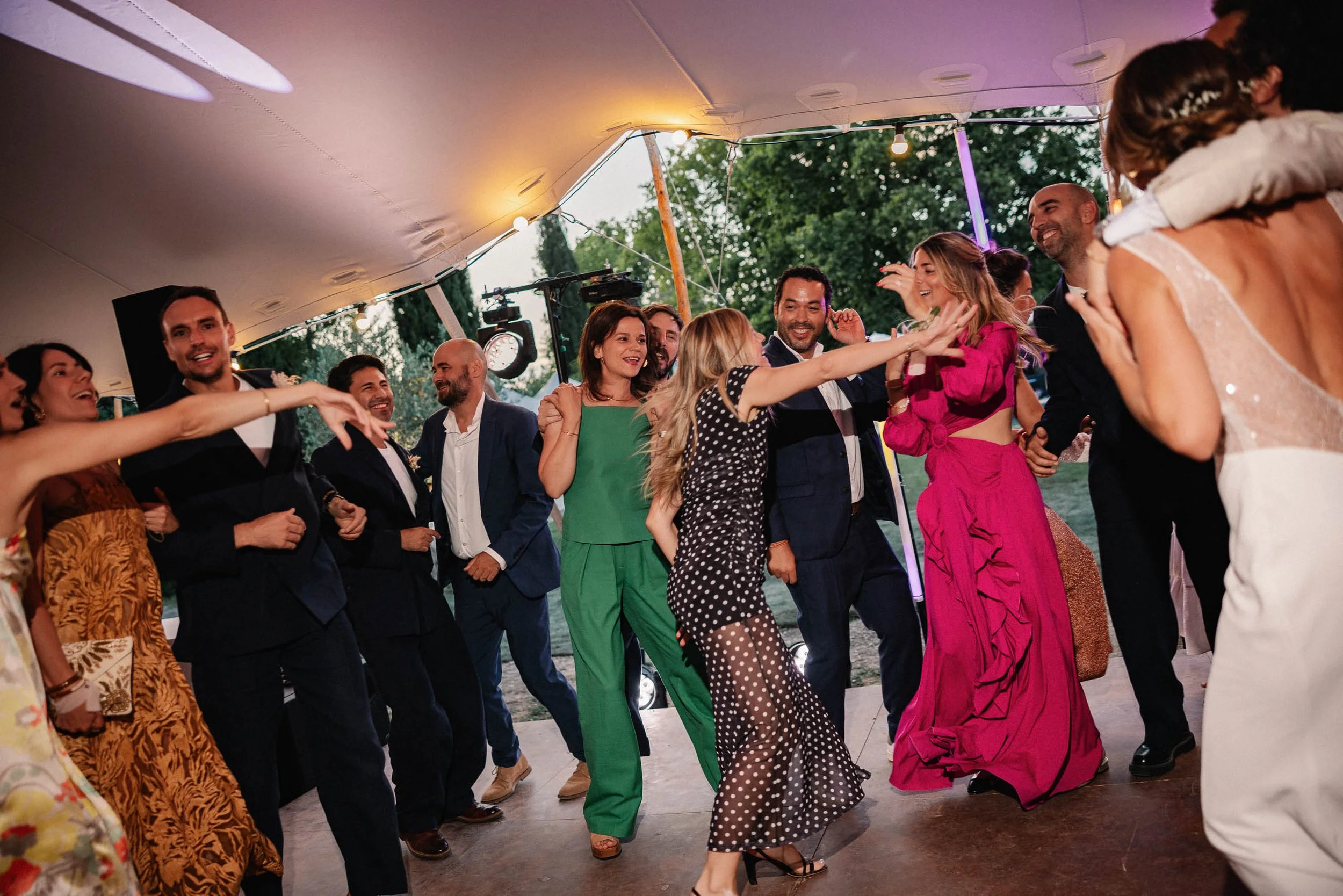 Julie&Charles-Henry-Débutdesoirée-LucasCerri-43.jpg