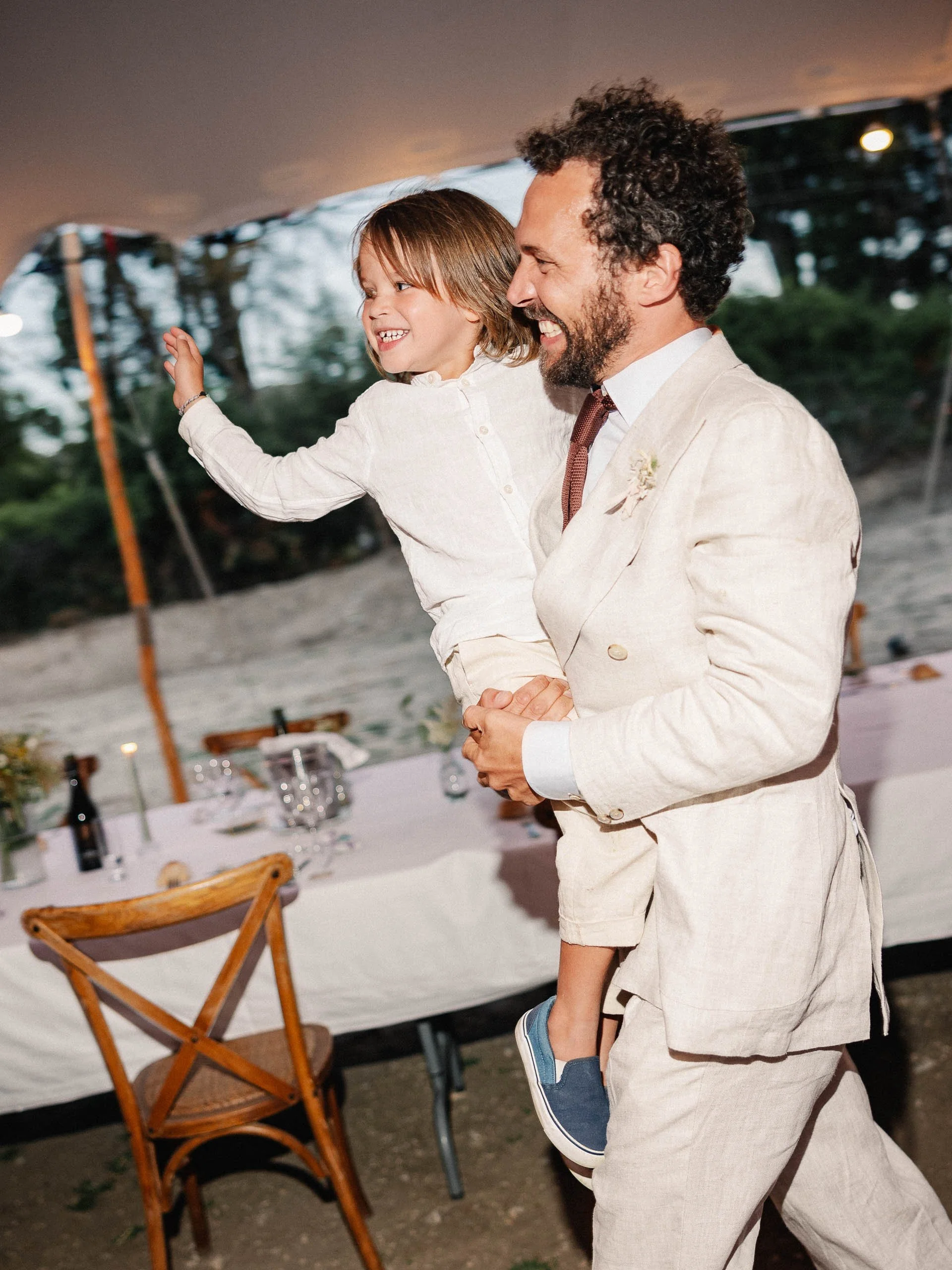 Julie&Charles-Henry-Débutdesoirée-LucasCerri-51.jpg