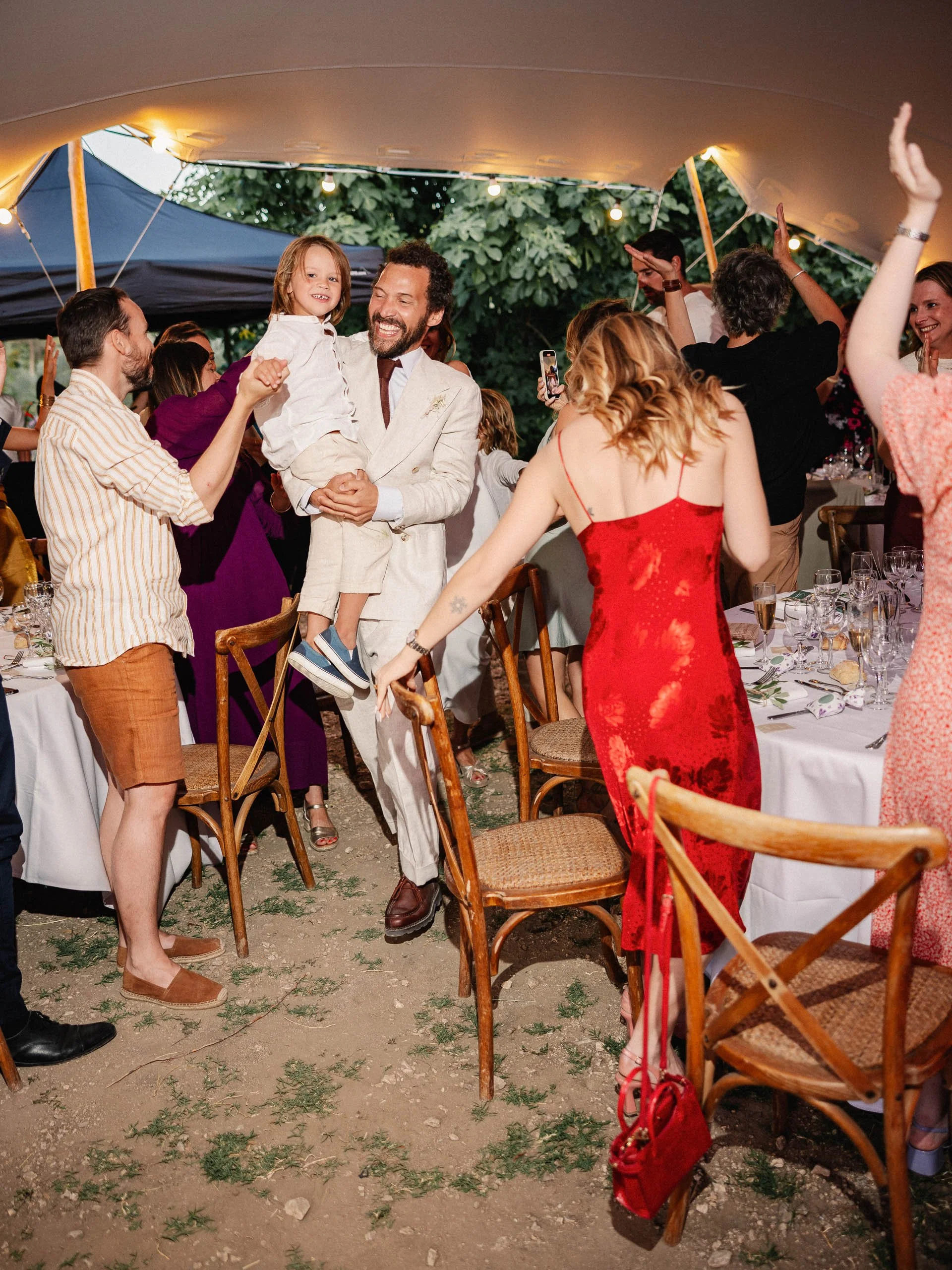 Julie&Charles-Henry-Débutdesoirée-LucasCerri-53.jpg