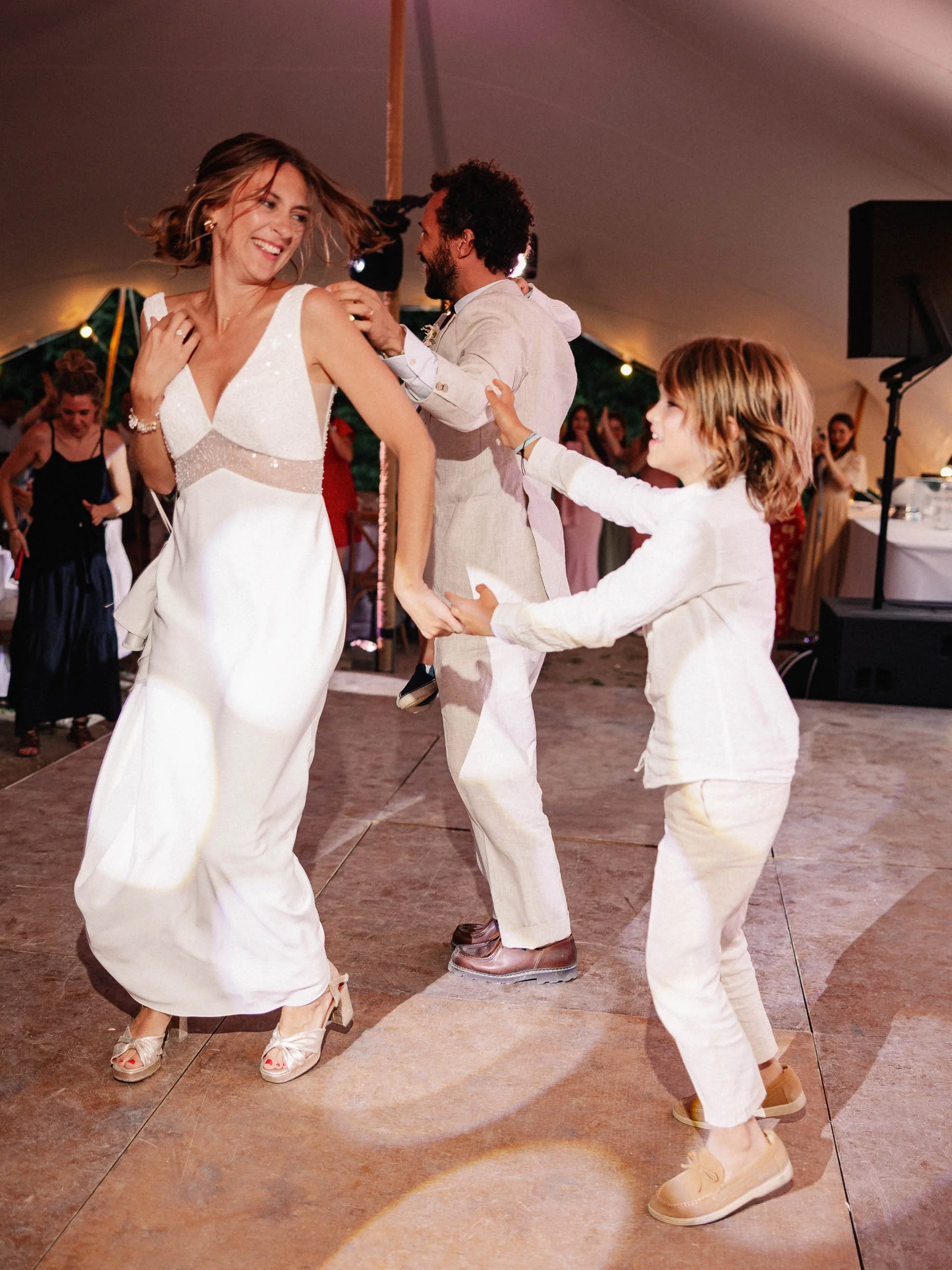 Julie&Charles-Henry-Débutdesoirée-LucasCerri-55.jpg