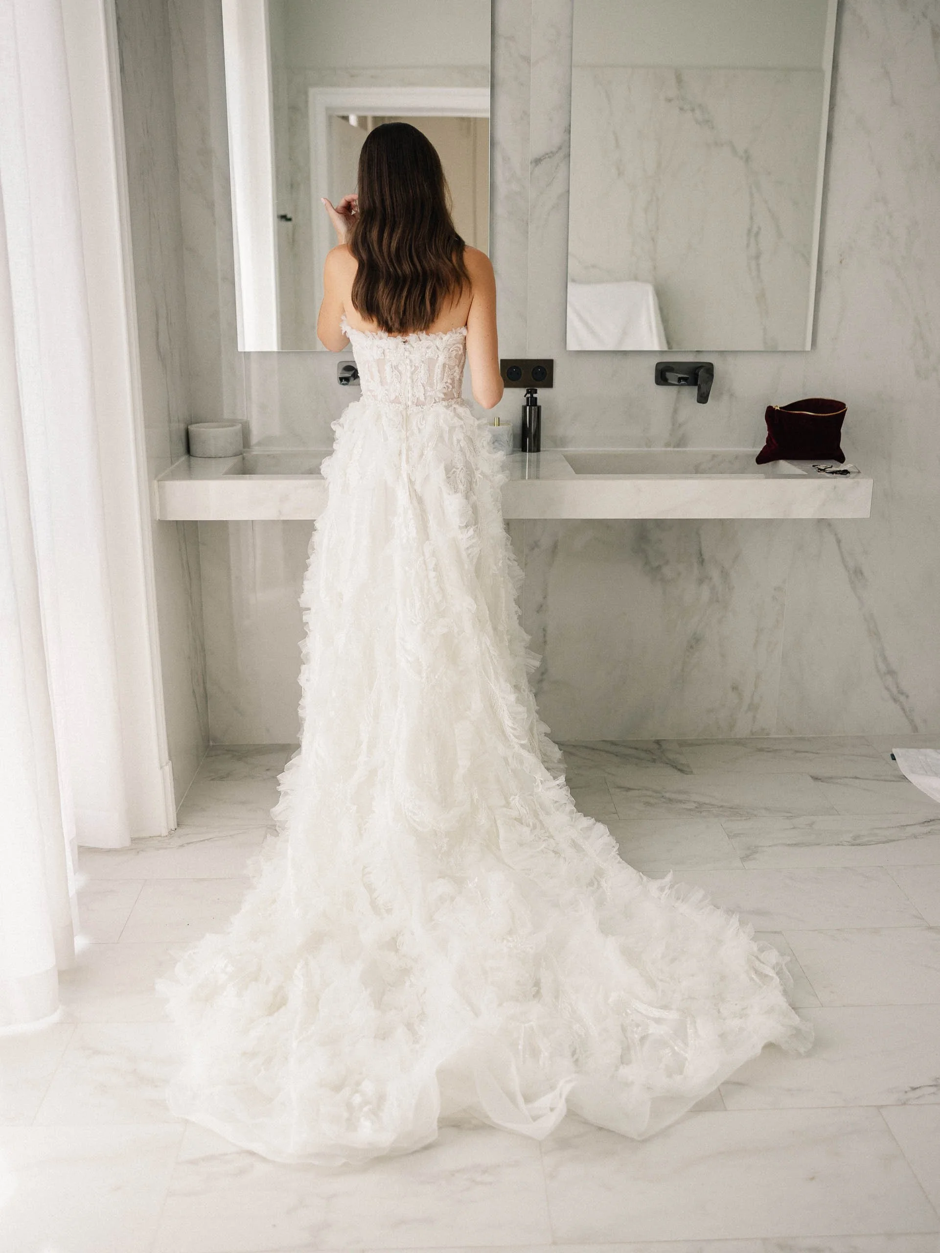 Emeline&Vincent-Préparatifs-Lucascerri-134.jpg