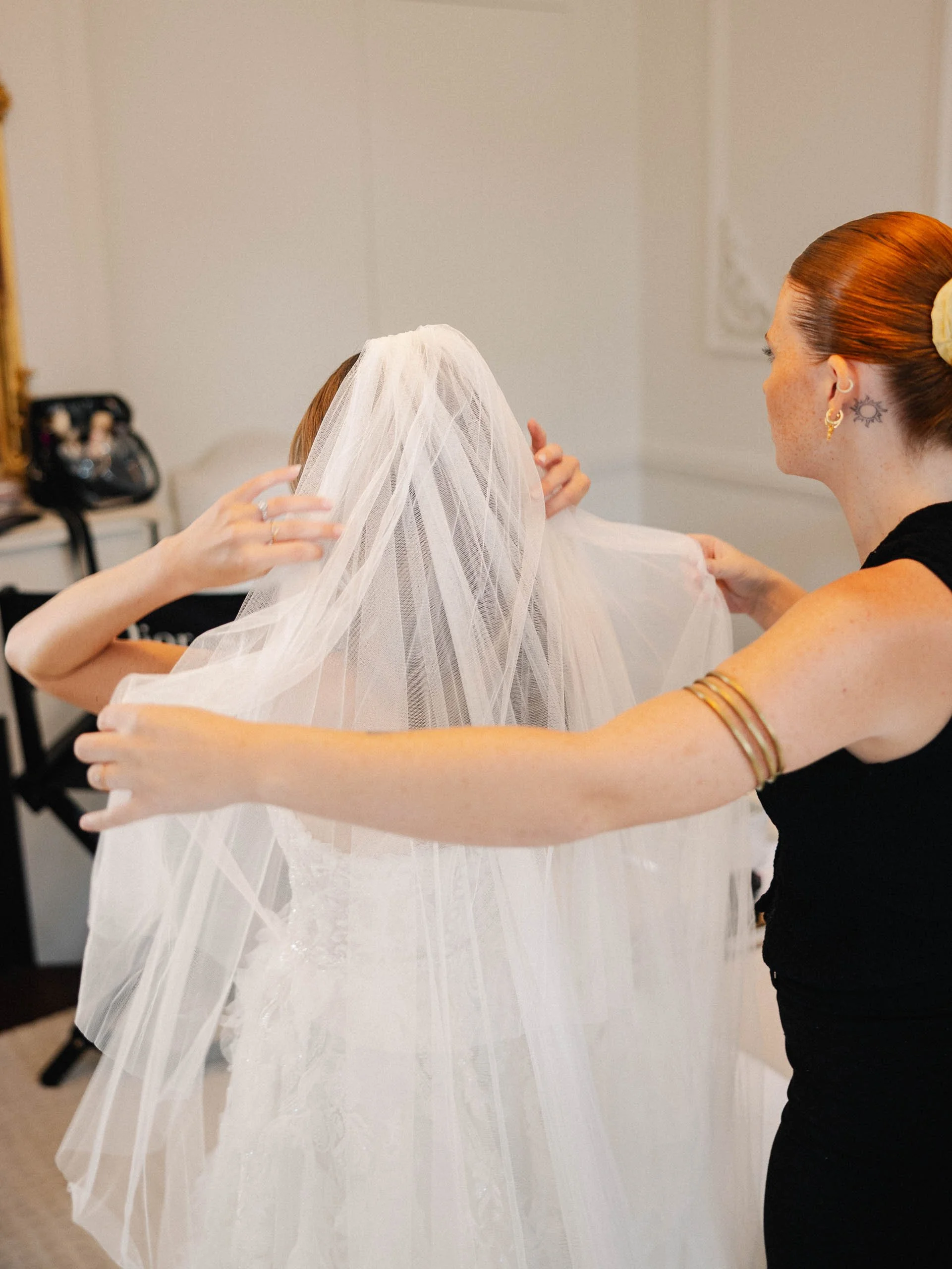 Emeline&Vincent-Préparatifs-Lucascerri-161.jpg