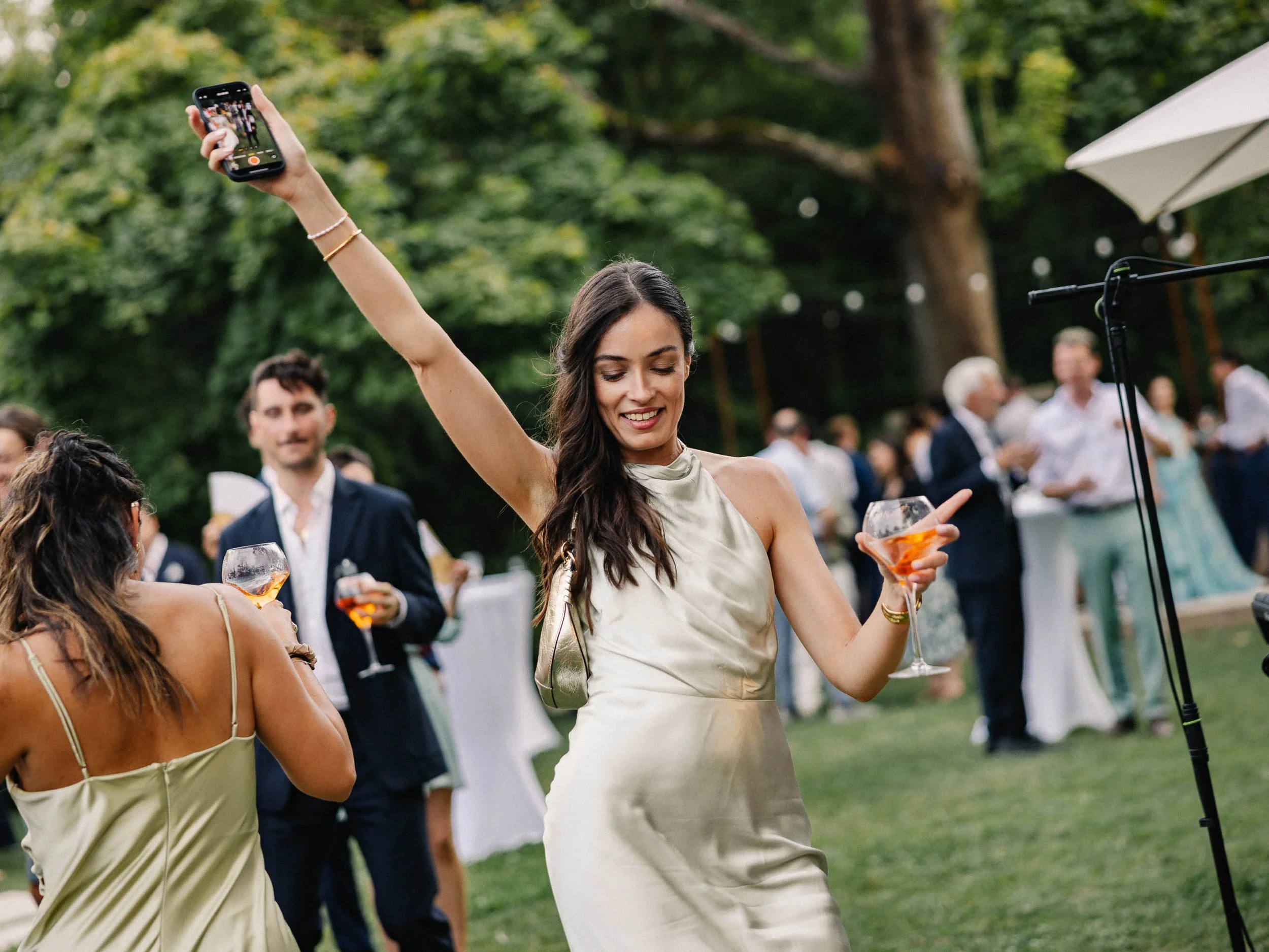 Emeline&Vincent-Cocktail-Lucascerri-168.jpg