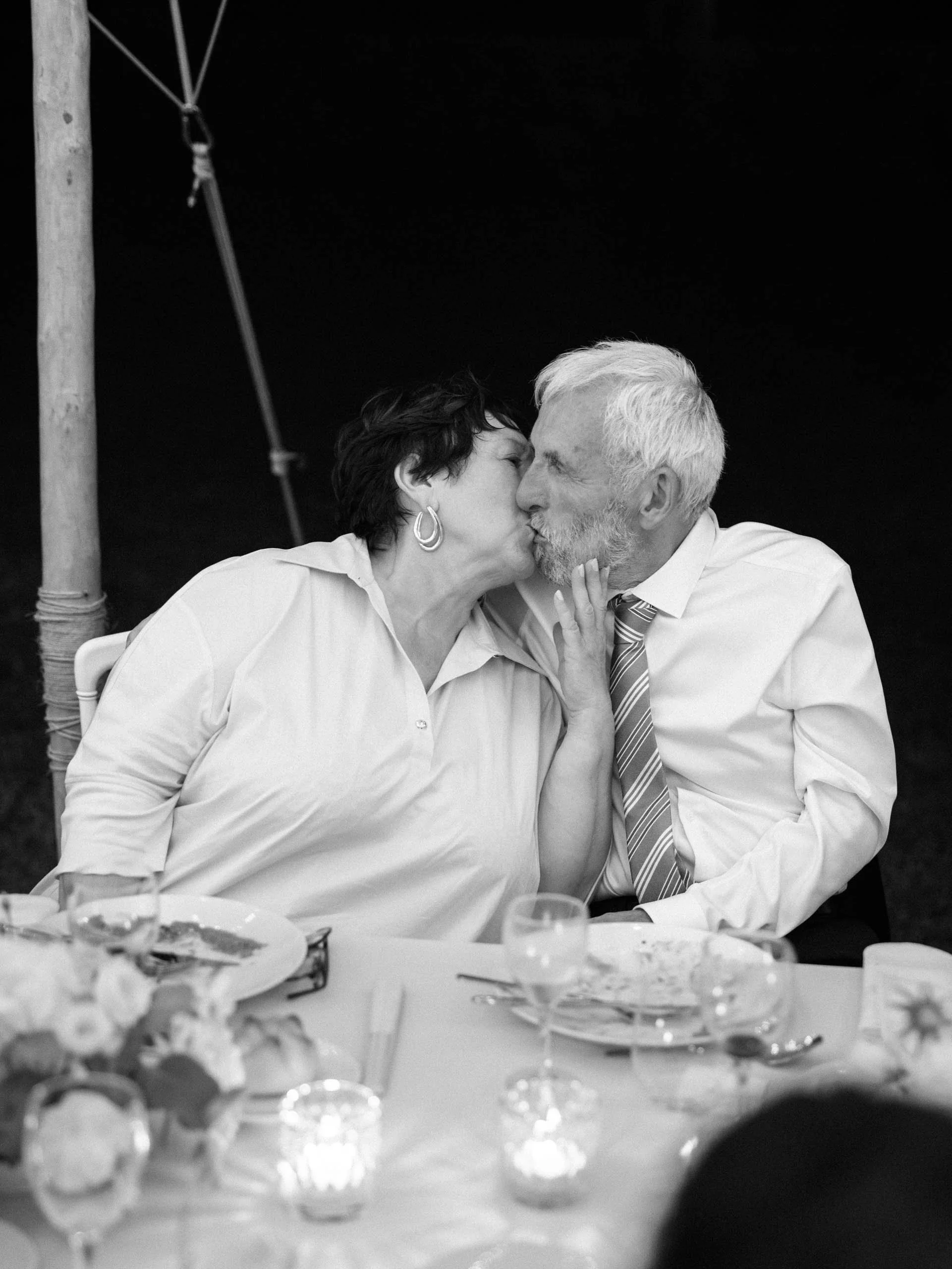 Emeline&Vincent-Débutdesoirée-Lucascerri-163.jpg