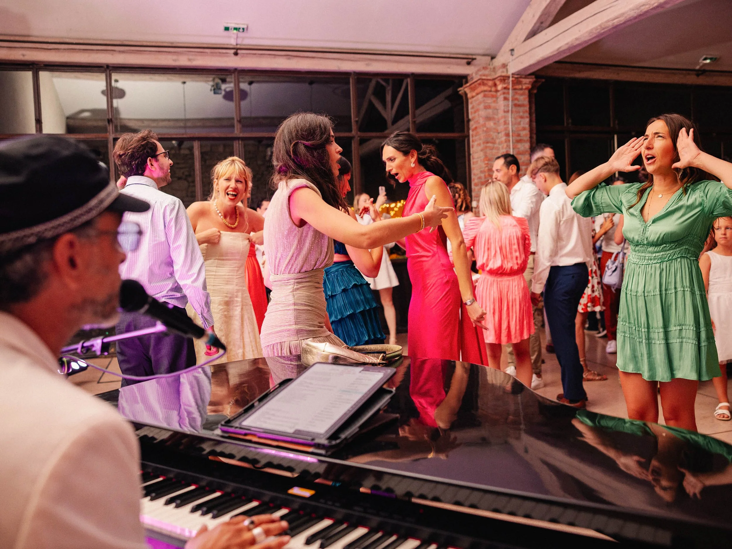 Emeline&Vincent-Findesoirée-Lucascerri-73.jpg