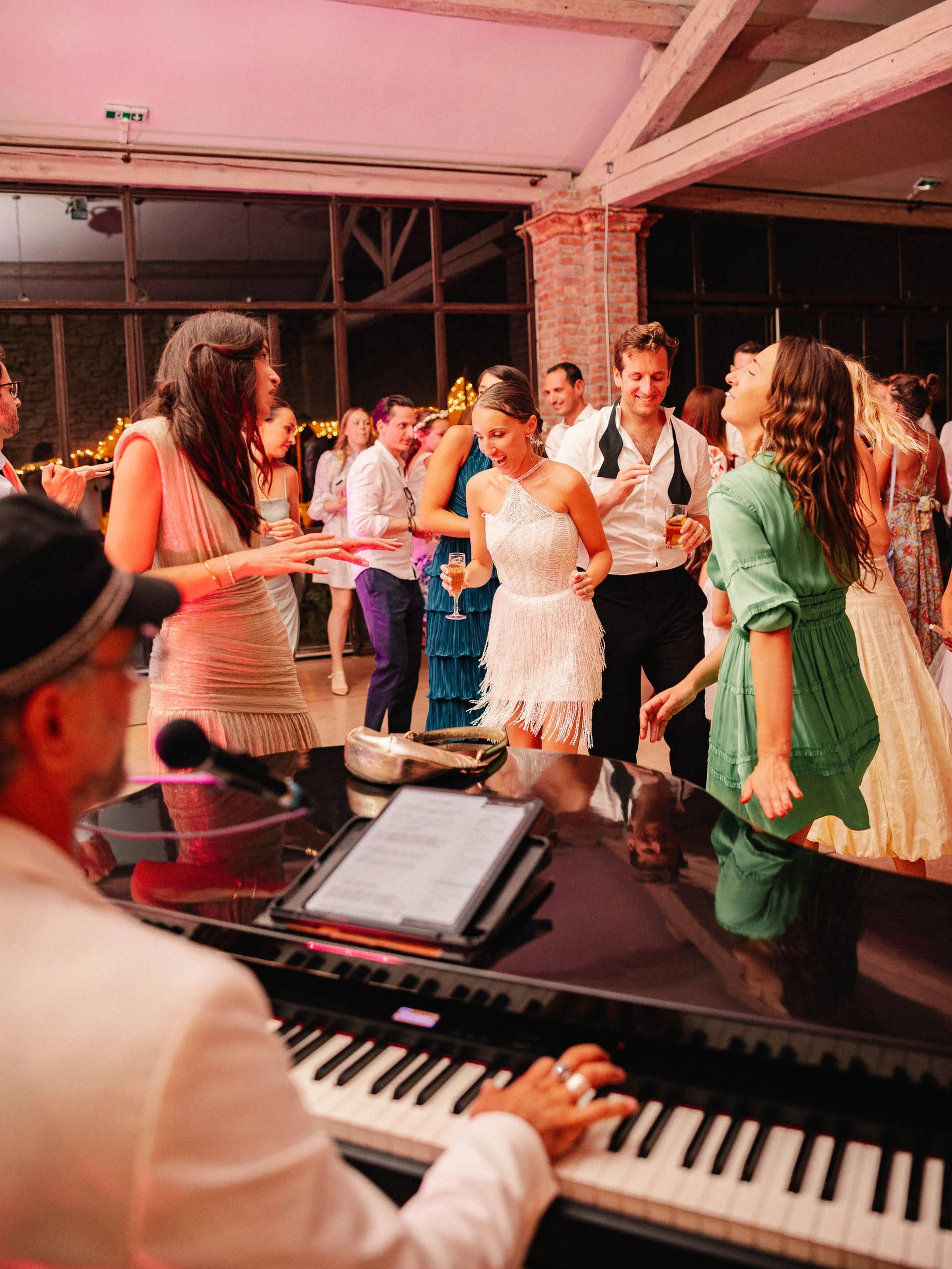 Emeline&Vincent-Findesoirée-Lucascerri-78.jpg