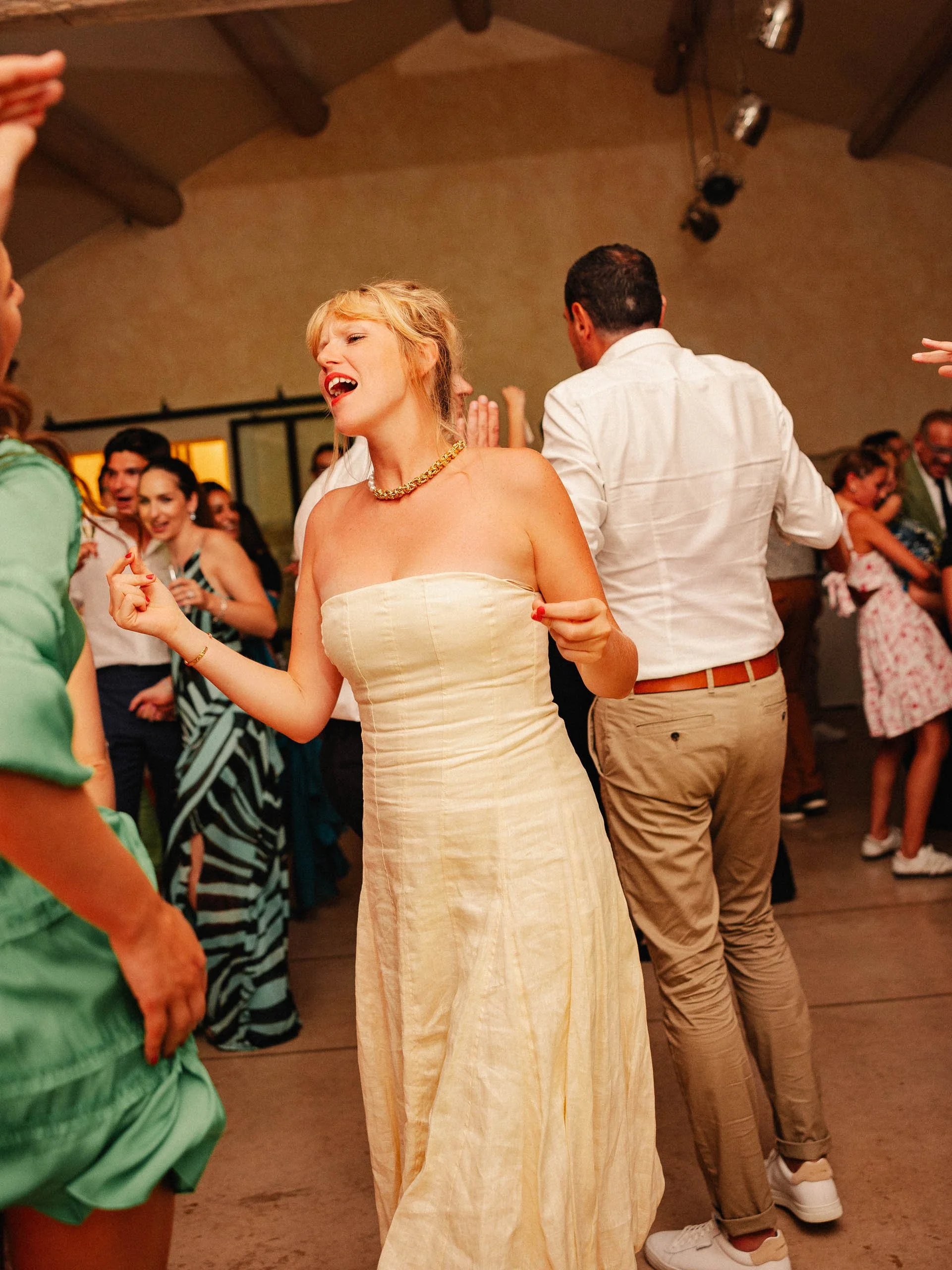 Emeline&Vincent-Findesoirée-Lucascerri-102.jpg