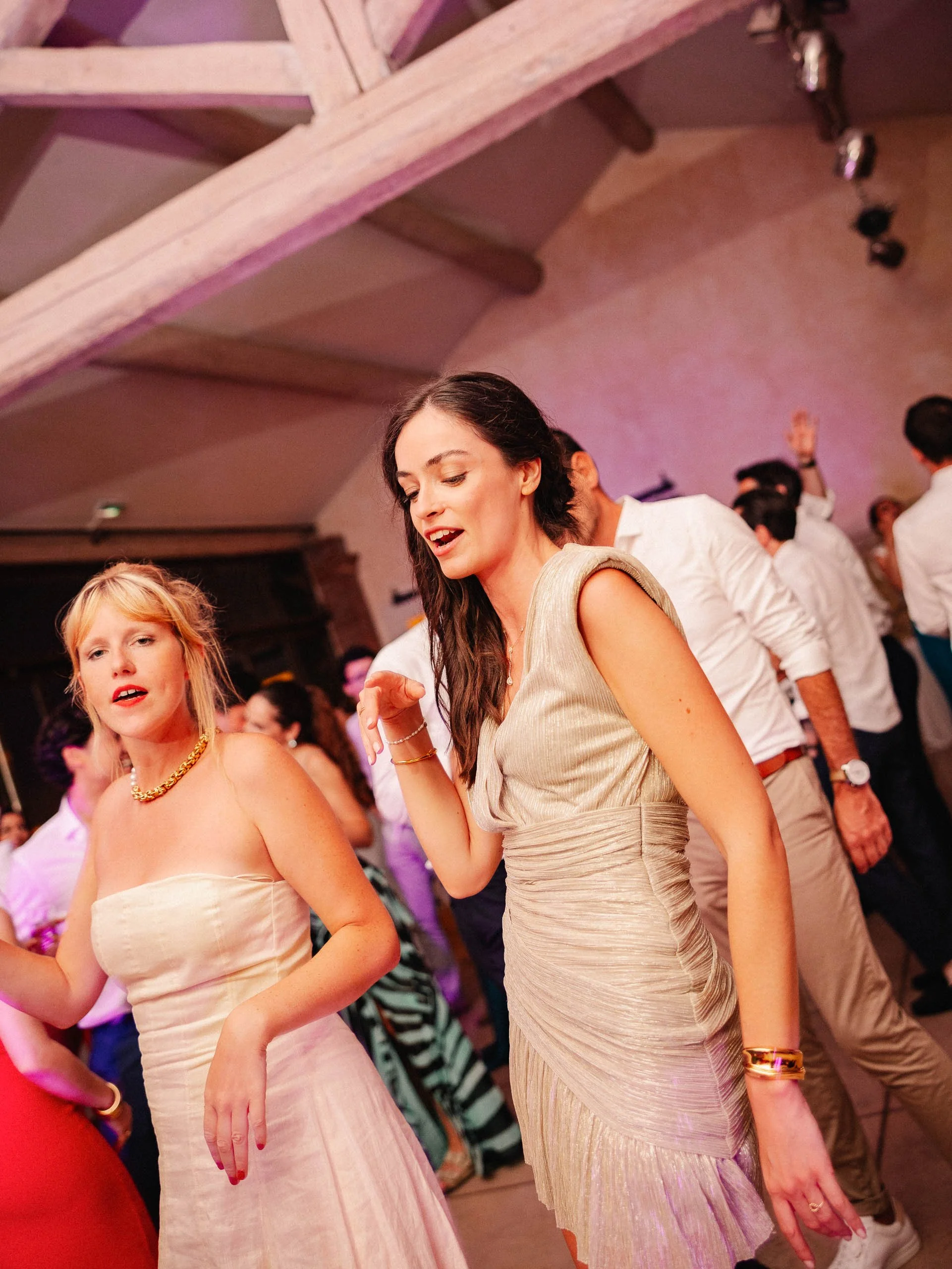 Emeline&Vincent-Findesoirée-Lucascerri-105.jpg