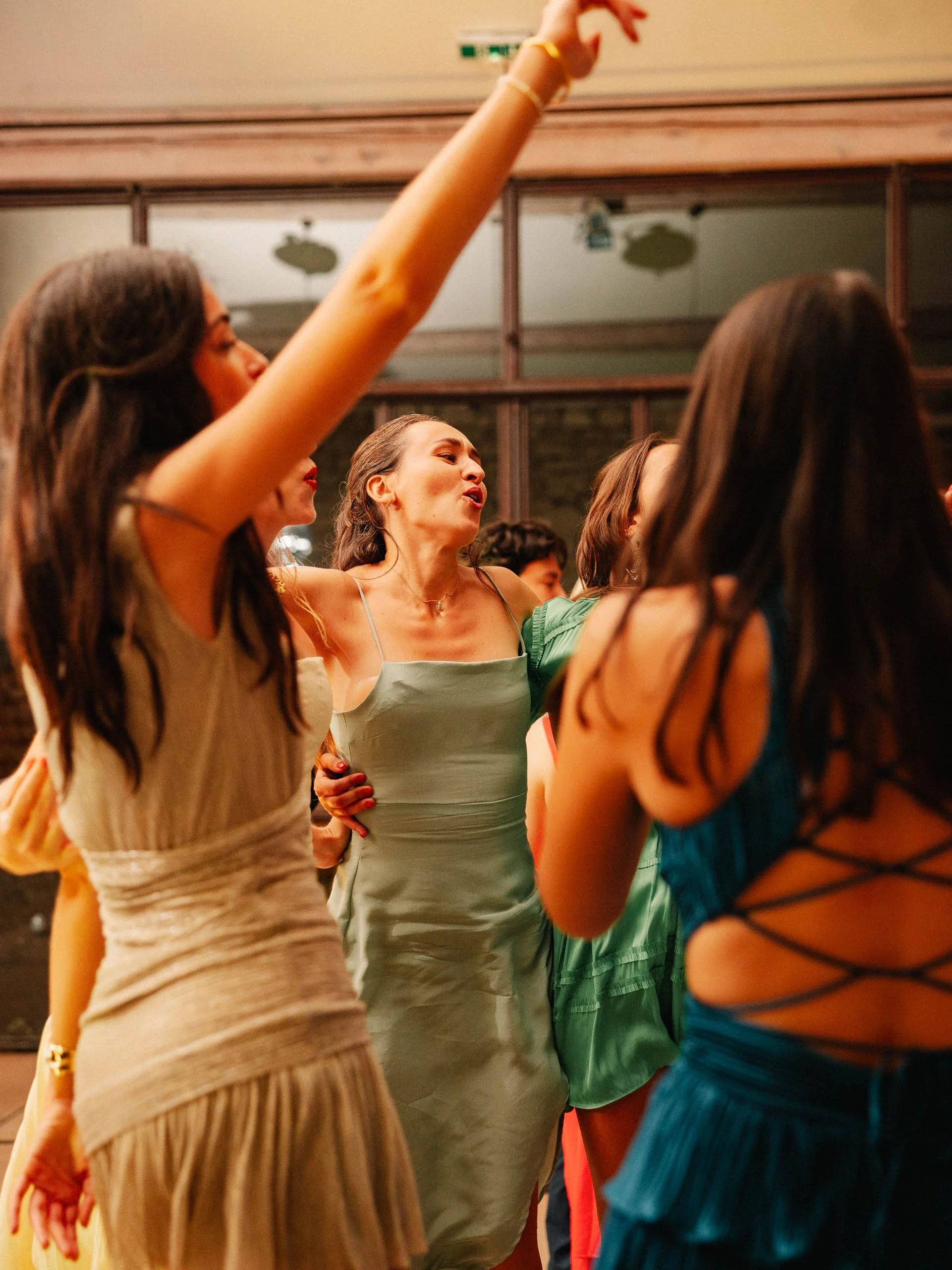 Emeline&Vincent-Findesoirée-Lucascerri-114.jpg