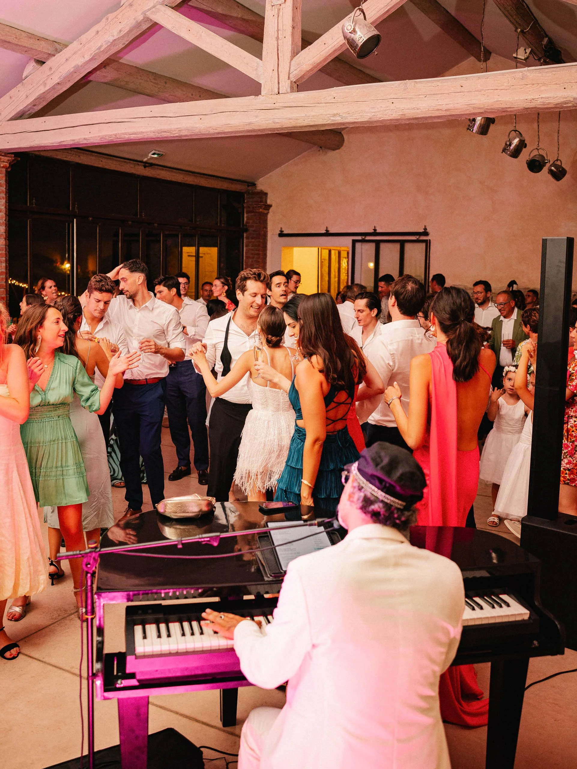 Emeline&Vincent-Findesoirée-Lucascerri-117.jpg
