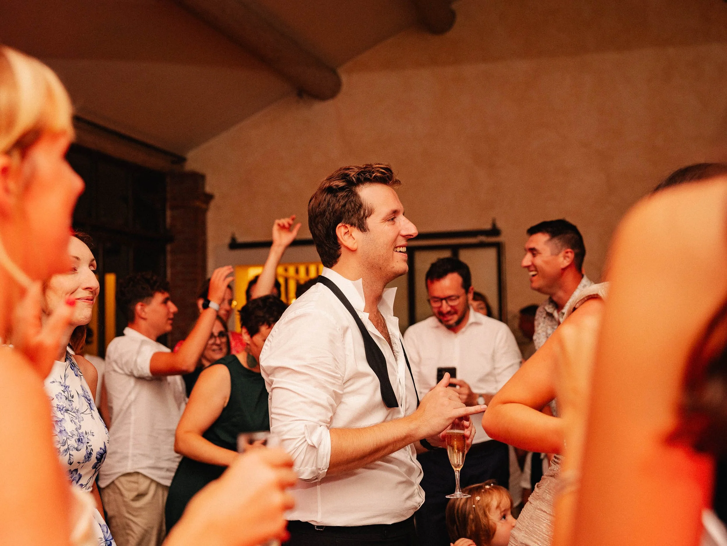 Emeline&Vincent-Findesoirée-Lucascerri-144.jpg