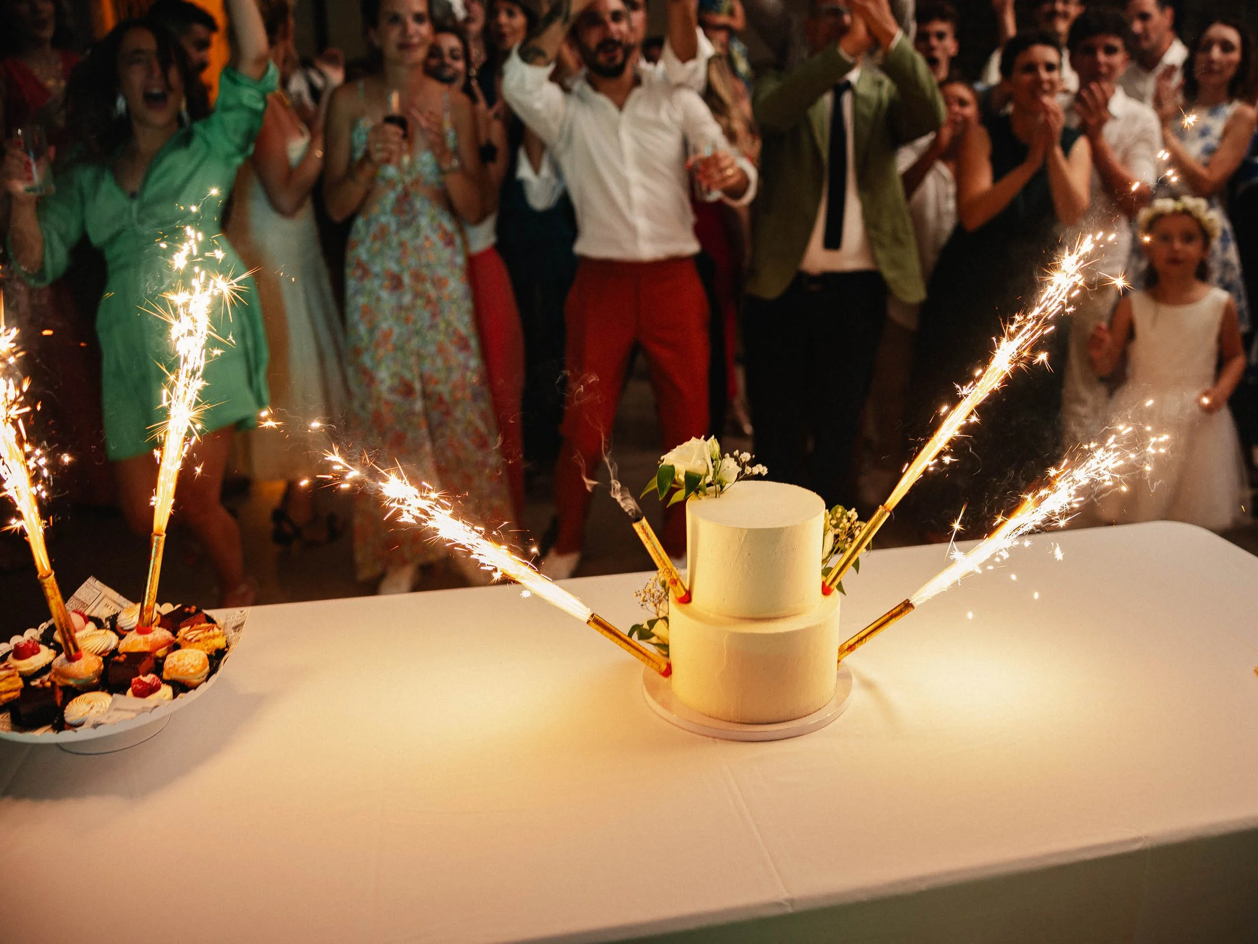 Emeline&Vincent-Findesoirée-Lucascerri-179.jpg