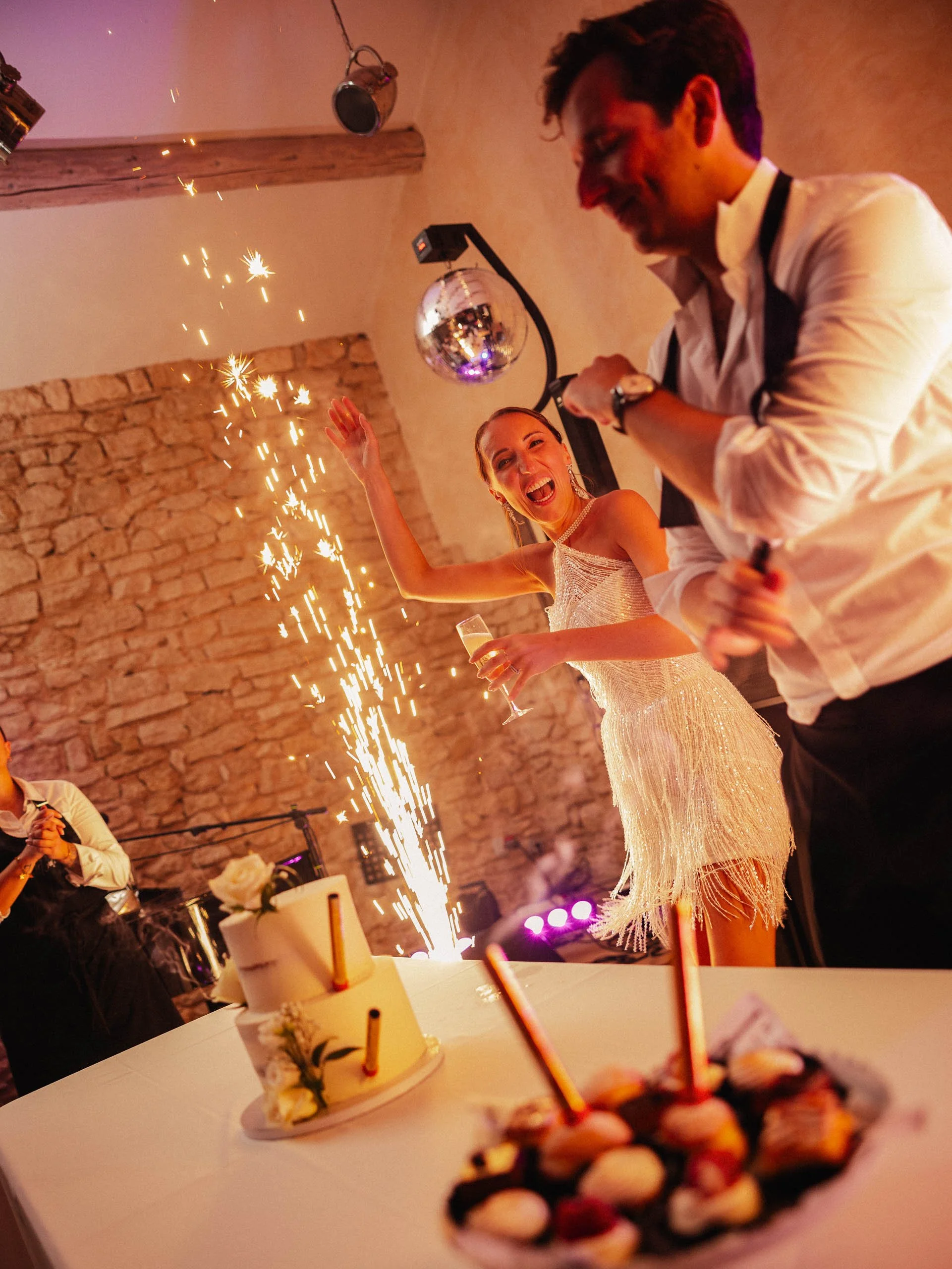 Emeline&Vincent-Findesoirée-Lucascerri-187.jpg