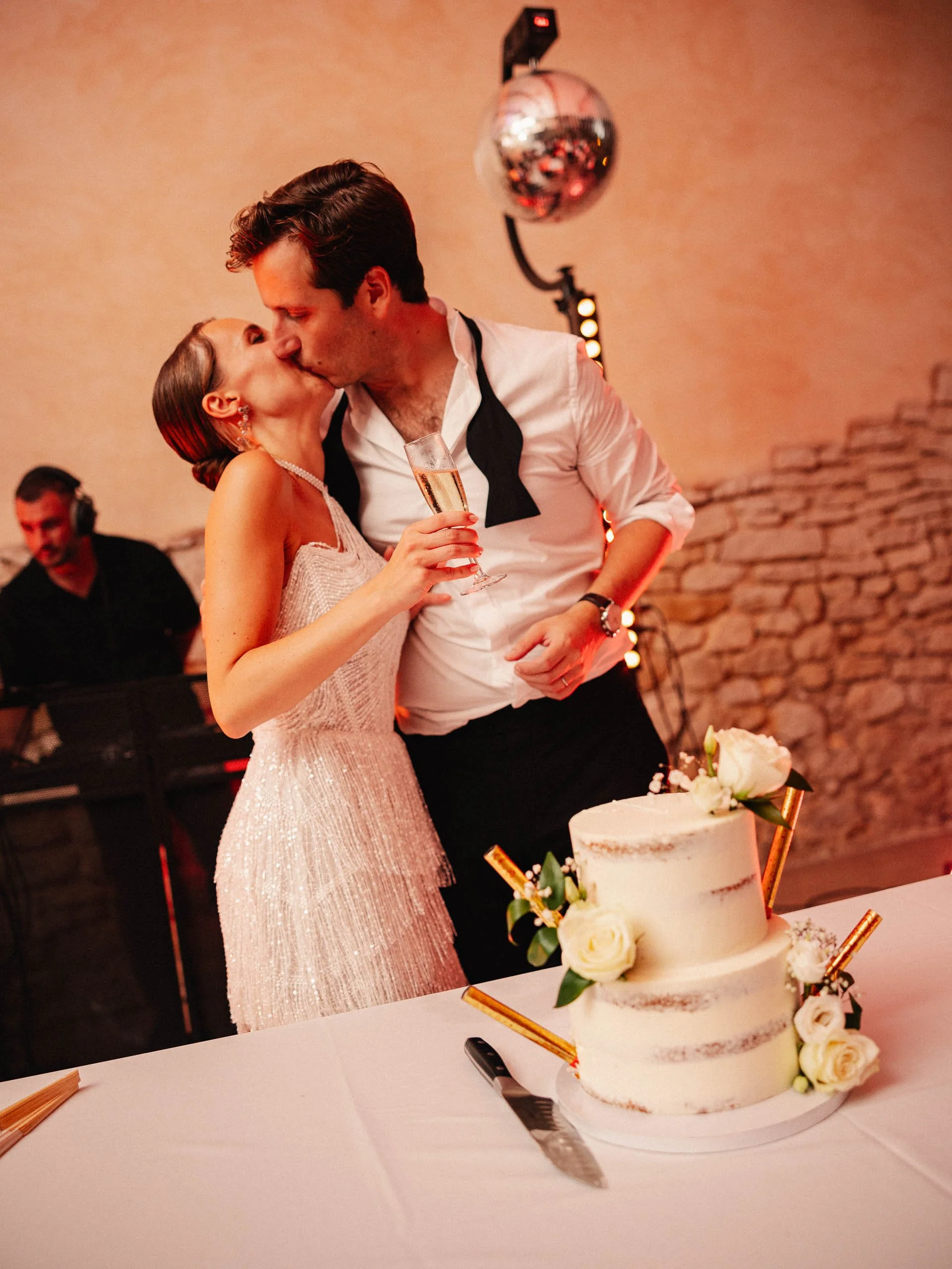 Emeline&Vincent-Findesoirée-Lucascerri-202.jpg