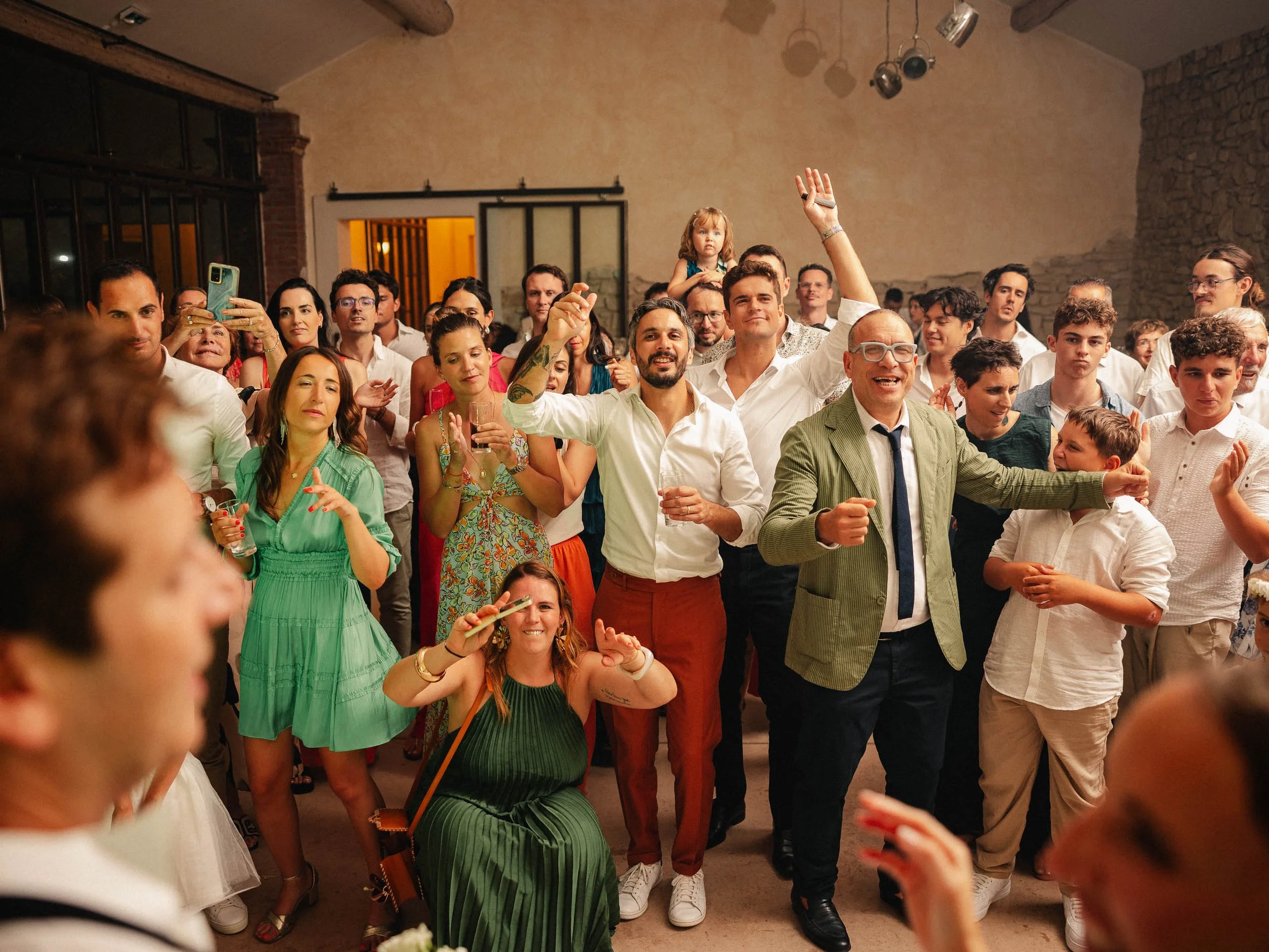 Emeline&Vincent-Findesoirée-Lucascerri-212.jpg