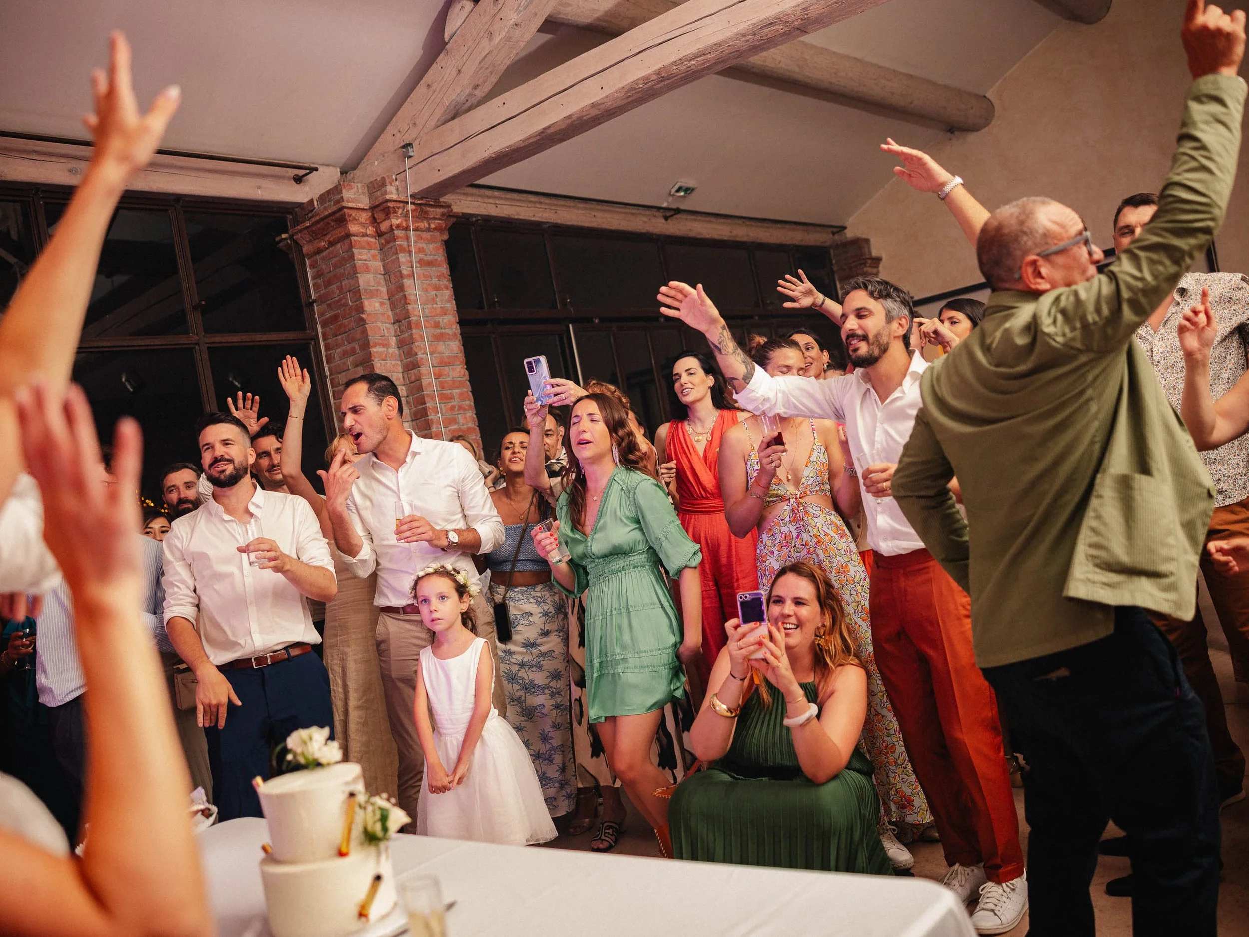 Emeline&Vincent-Findesoirée-Lucascerri-215.jpg