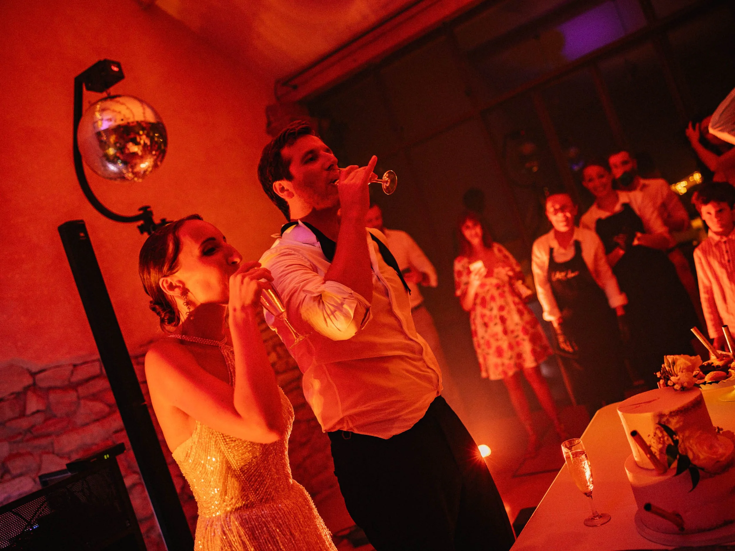 Emeline&Vincent-Findesoirée-Lucascerri-220.jpg
