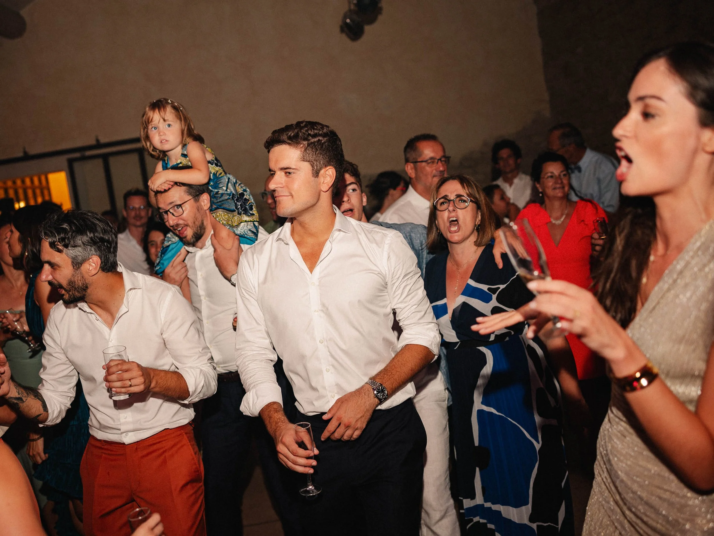 Emeline&Vincent-Findesoirée-Lucascerri-228.jpg