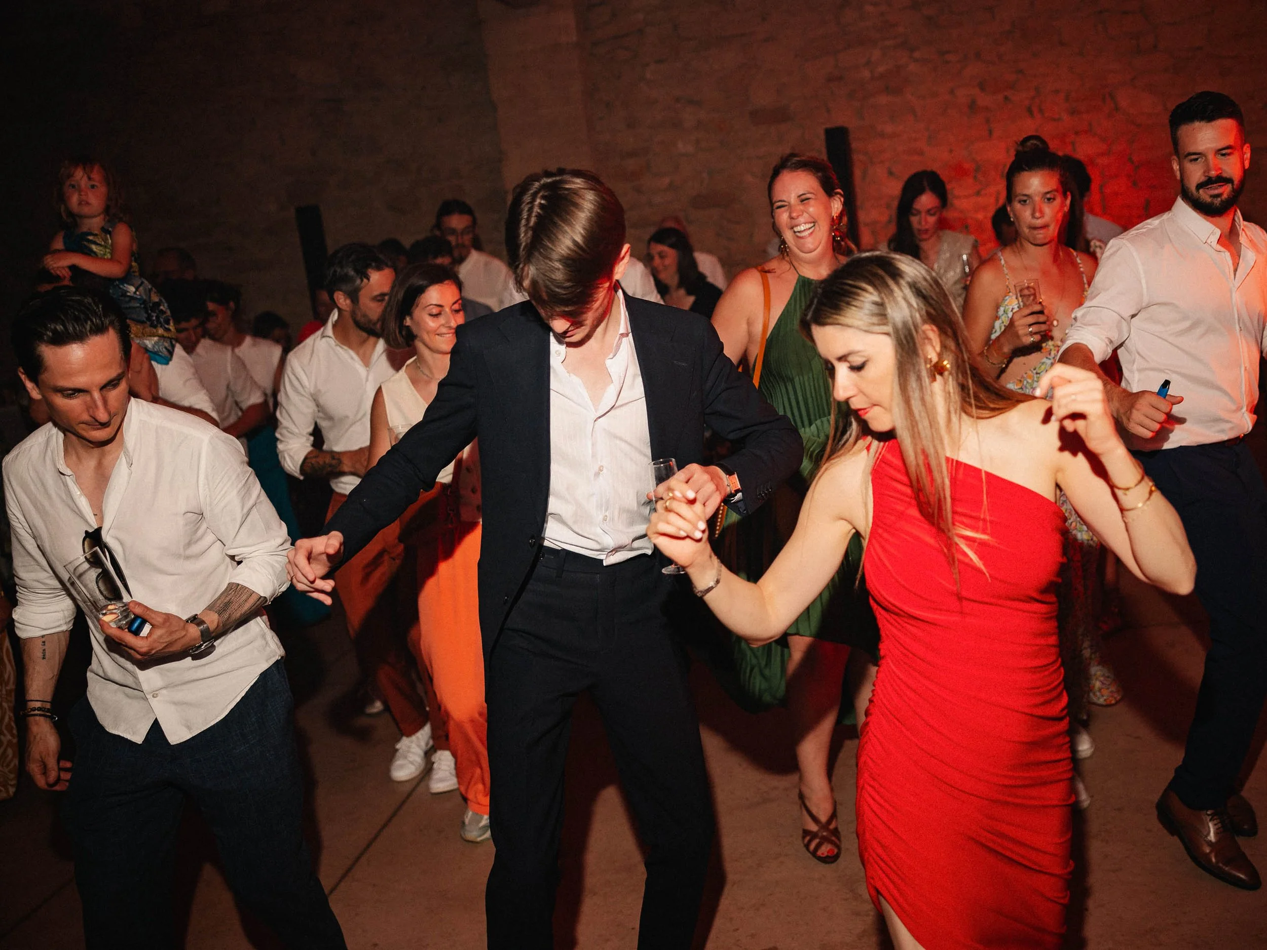 Emeline&Vincent-Findesoirée-Lucascerri-240.jpg