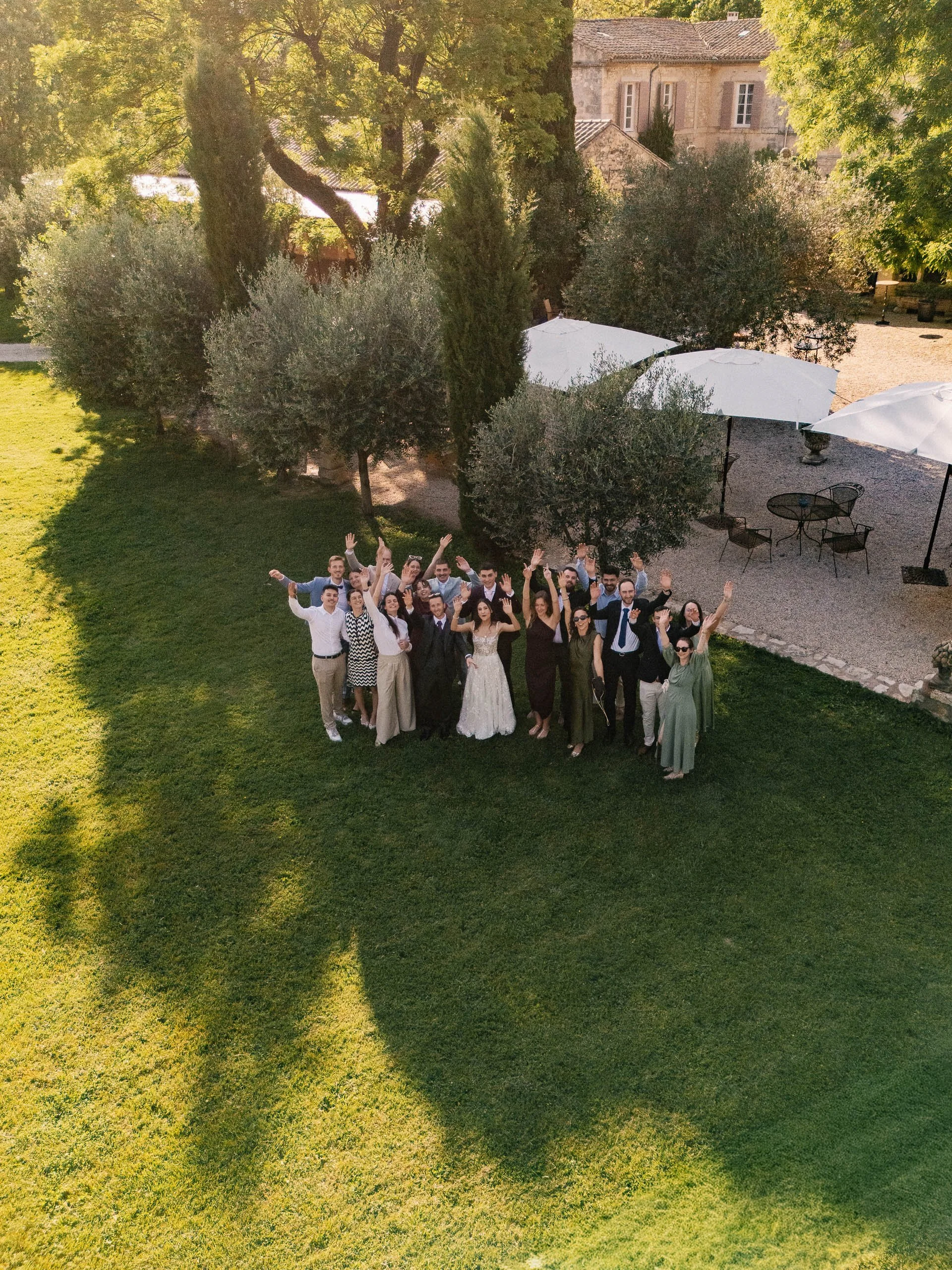 Constance&Paul-Groupes-Lucascerri-2.jpg