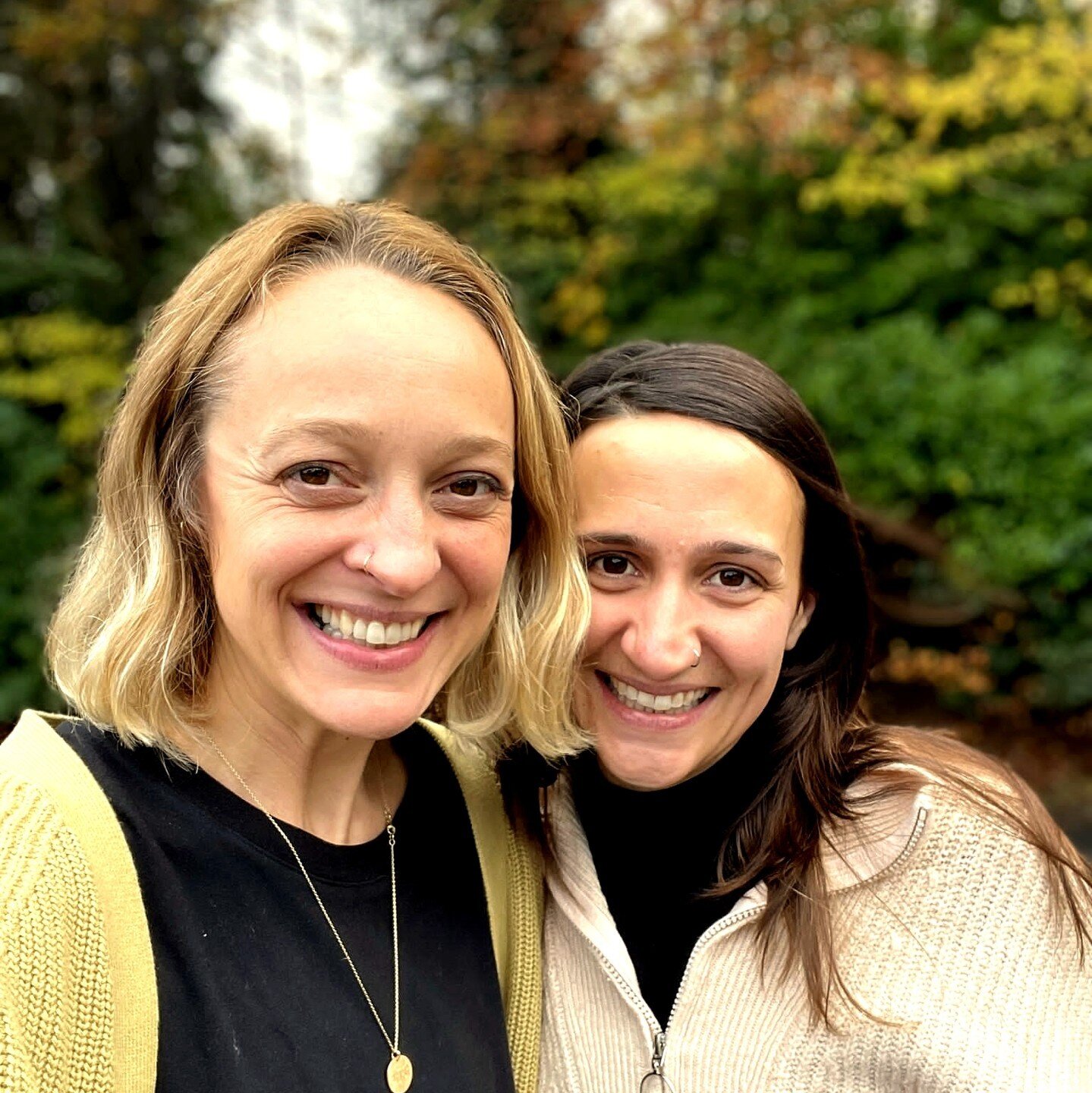 This is my lovely friend, Harriet. She runs local classes for women to come together and sing for joy and wellbeing. She is welcoming, friendly and calming. And her voice is so sweet and soulful! ⁠
⁠
Together, we're running a yoga and singing day-ret