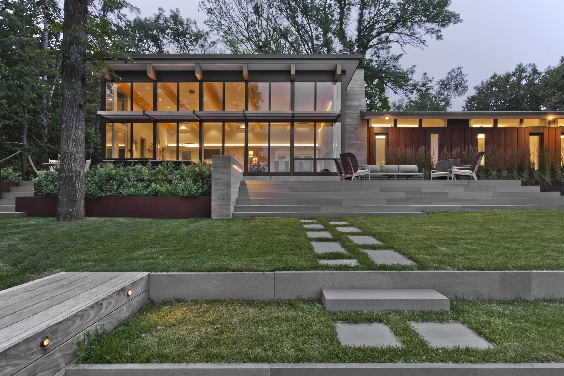 Residential Design_KindredOaks_IMG_HR_LakesideDetail.jpg