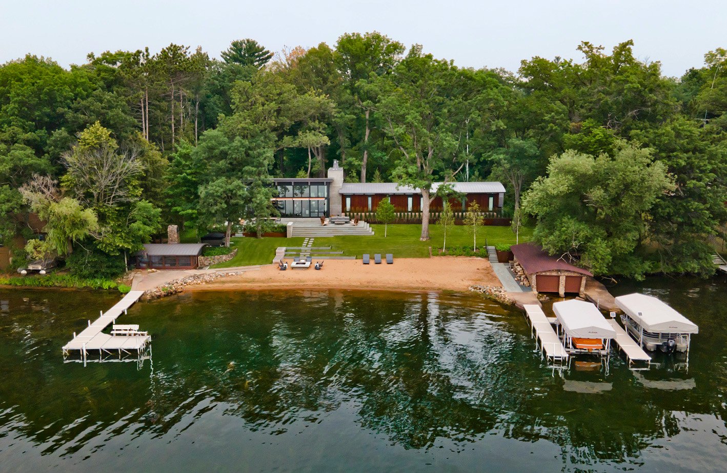 Residential Design_KindredOaks_IMG_HR_LakeAerial.jpg