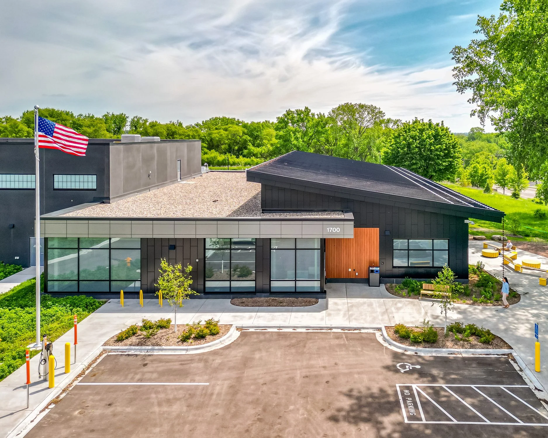 Ecological Design_RamseyCountyEnvironmentalCenter_IN_03.jpg